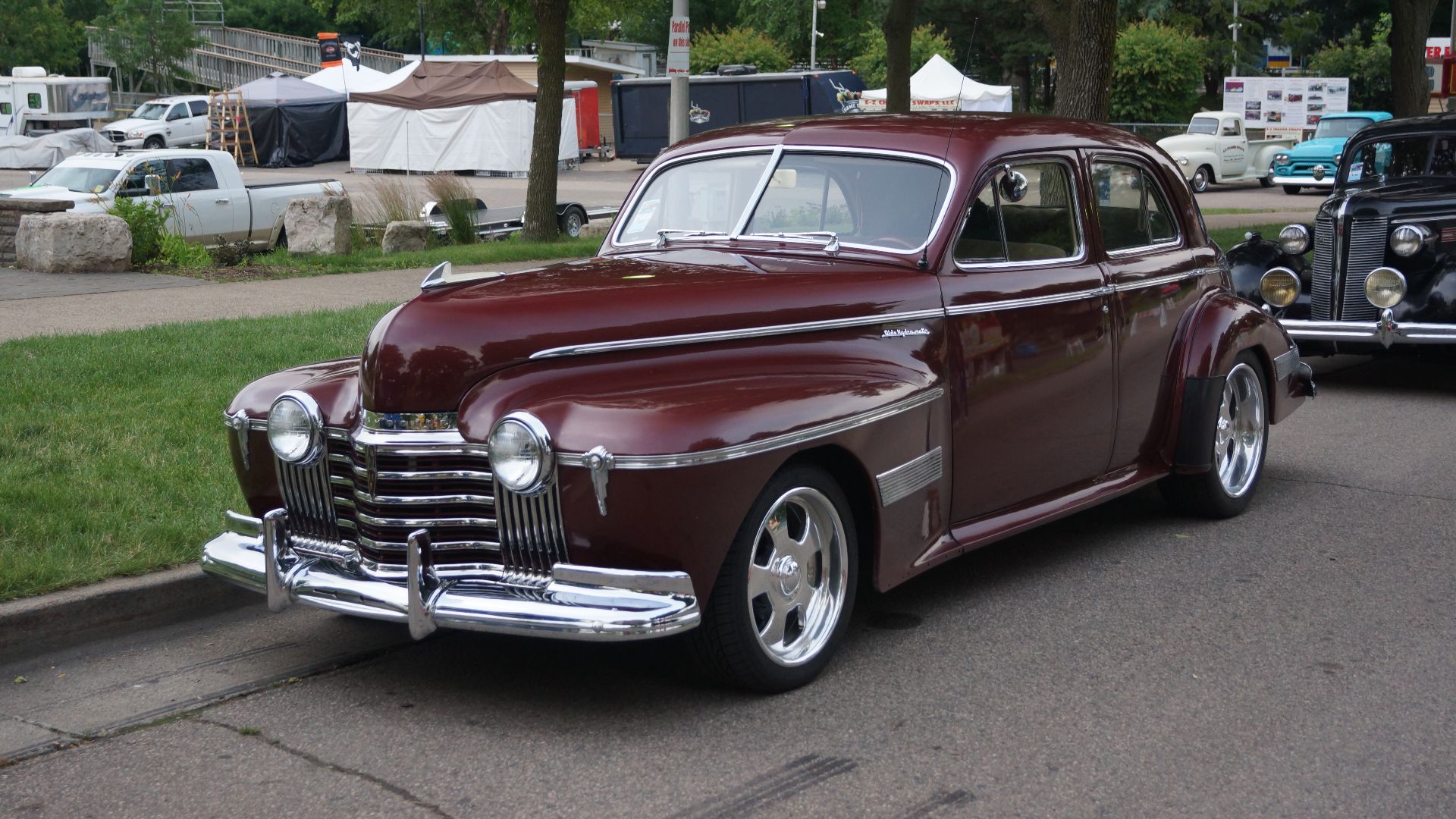 File:1941 Oldsmobile Ninety-Eight (34811653783).jpg