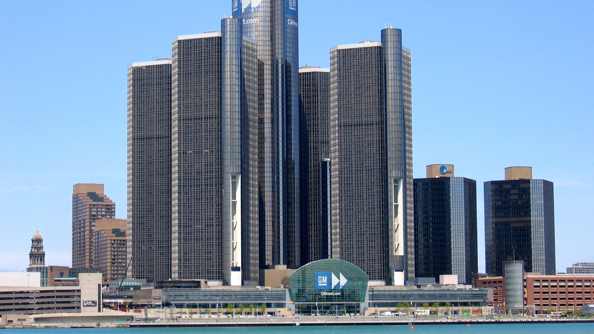 File:Headquarters of GM in Detroit.jpg