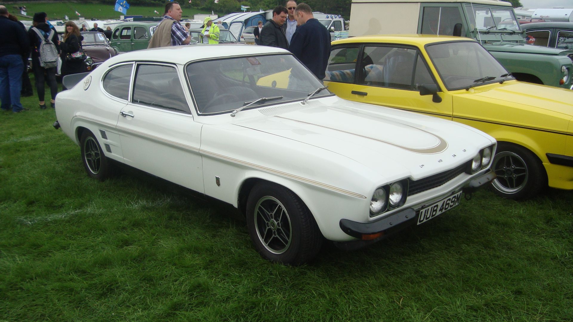 File:1974 Ford Capri RS 3100 (14082225796).jpg