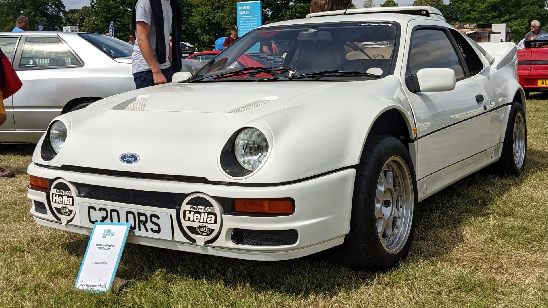 File:Ford RS200 2.jpg