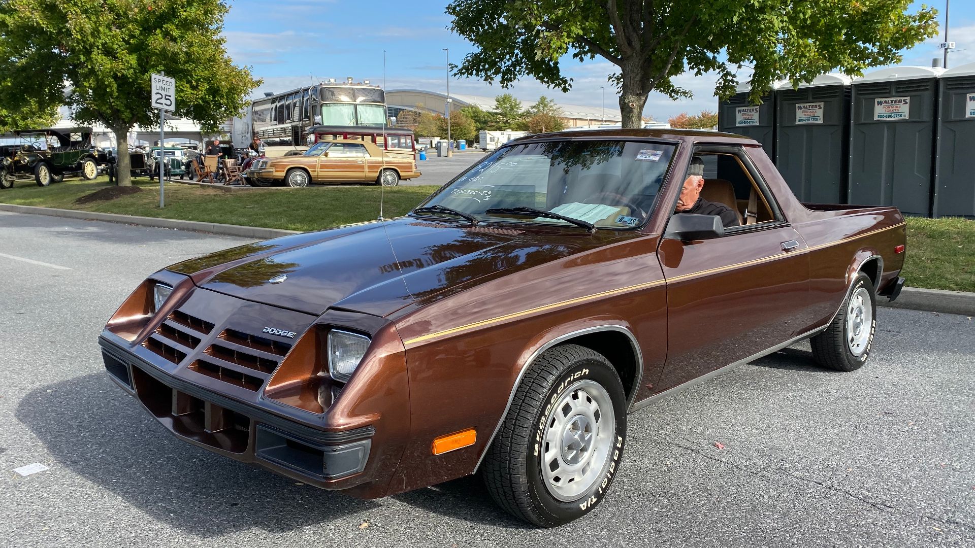 File:1982 Dodge Rampage pickup at 2019 AACA Hershey meet 1of7.jpg
