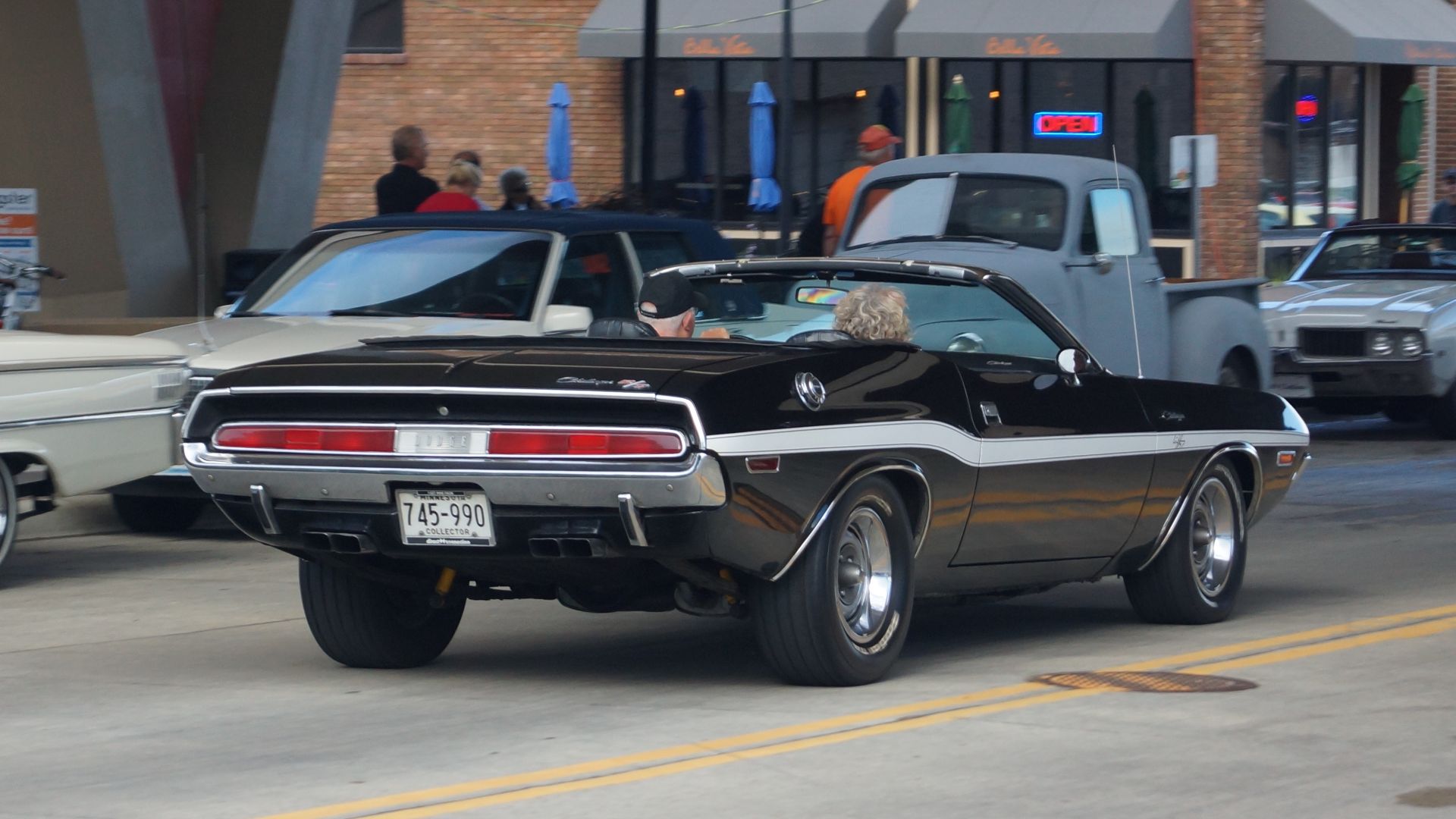 File:1970 Dodge Challenger RT Convertible (29110859956).jpg