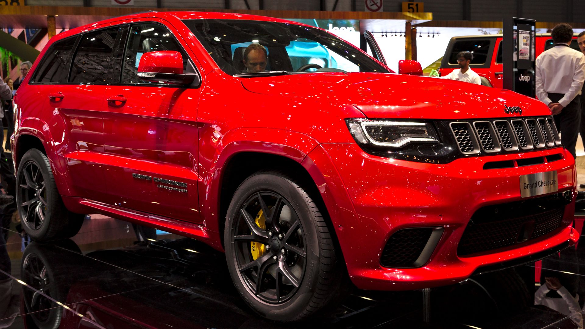 File:Jeep Grand Cherokee Trackhawk Genf 2018.jpg