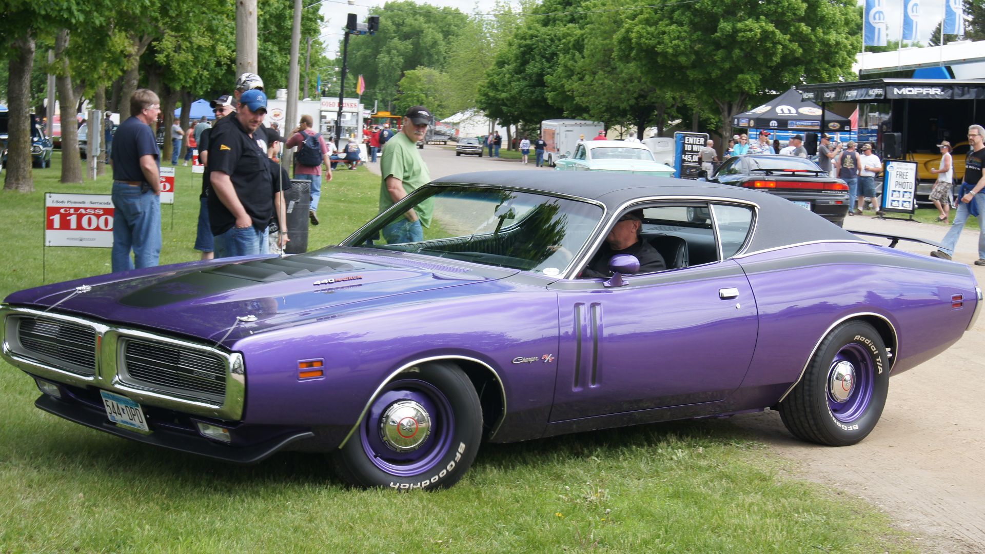 File:71 Dodge Charger R-T (8931674004).jpg