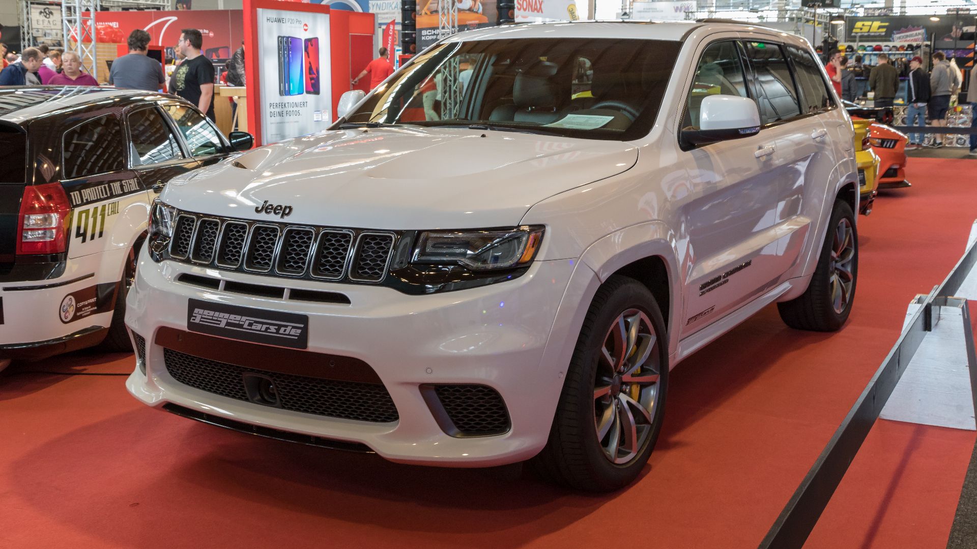 File:Geiger Jeep Trackhawk, TWB 2018, Friedrichshafen (OW1A0528).jpg