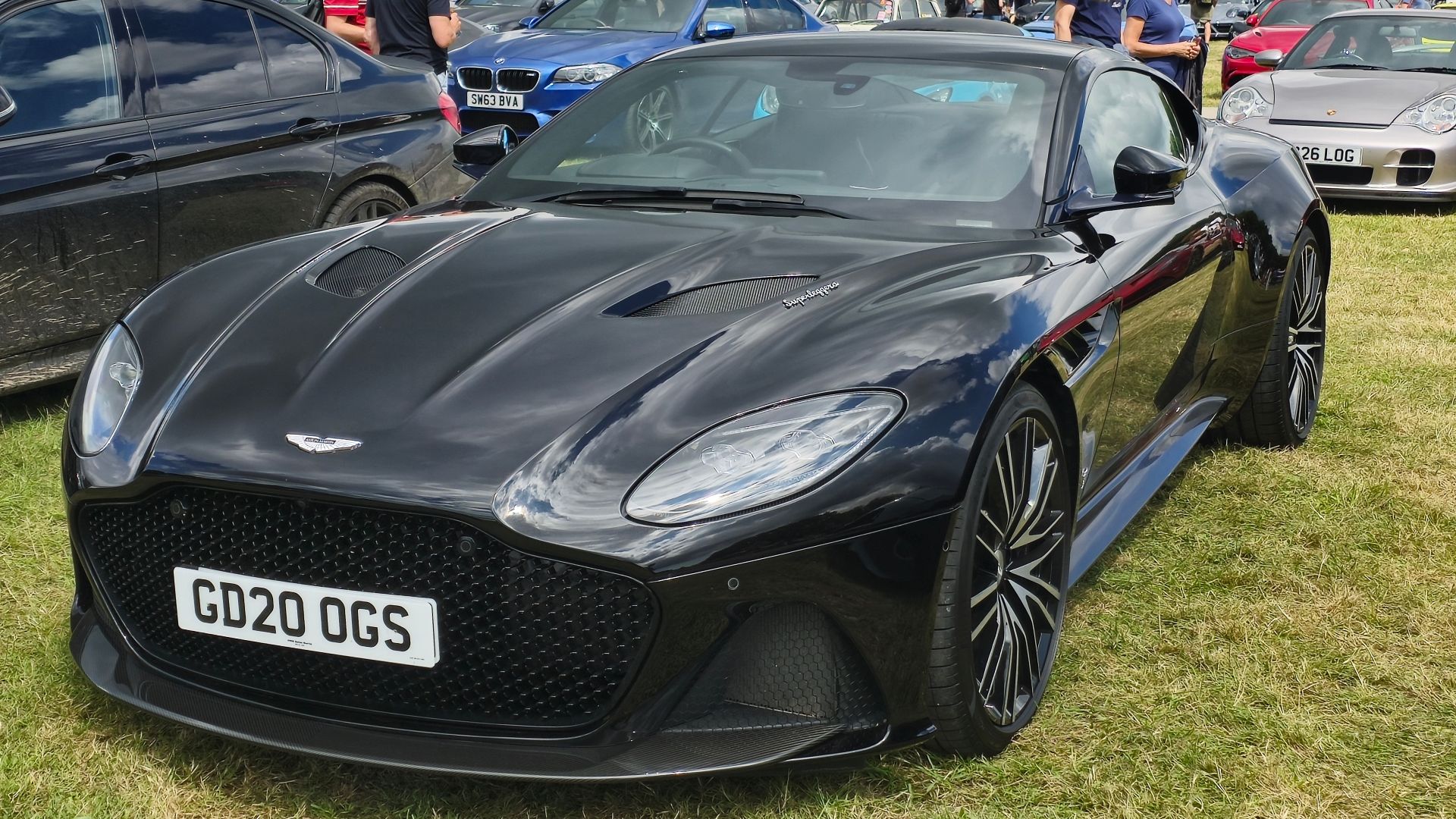 File:2020 Aston Martin DBS Superleggera Auto 6.jpg