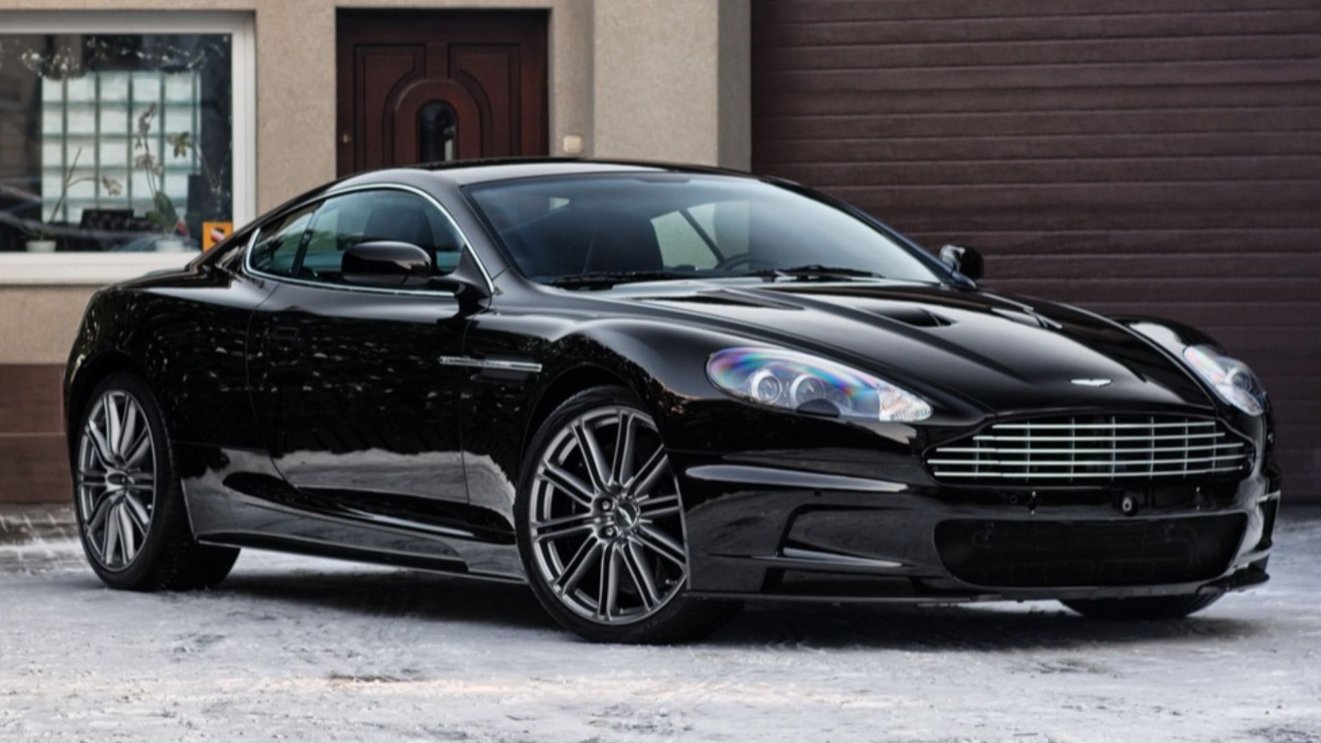 File:Aston Martin DBS 2009.jpg