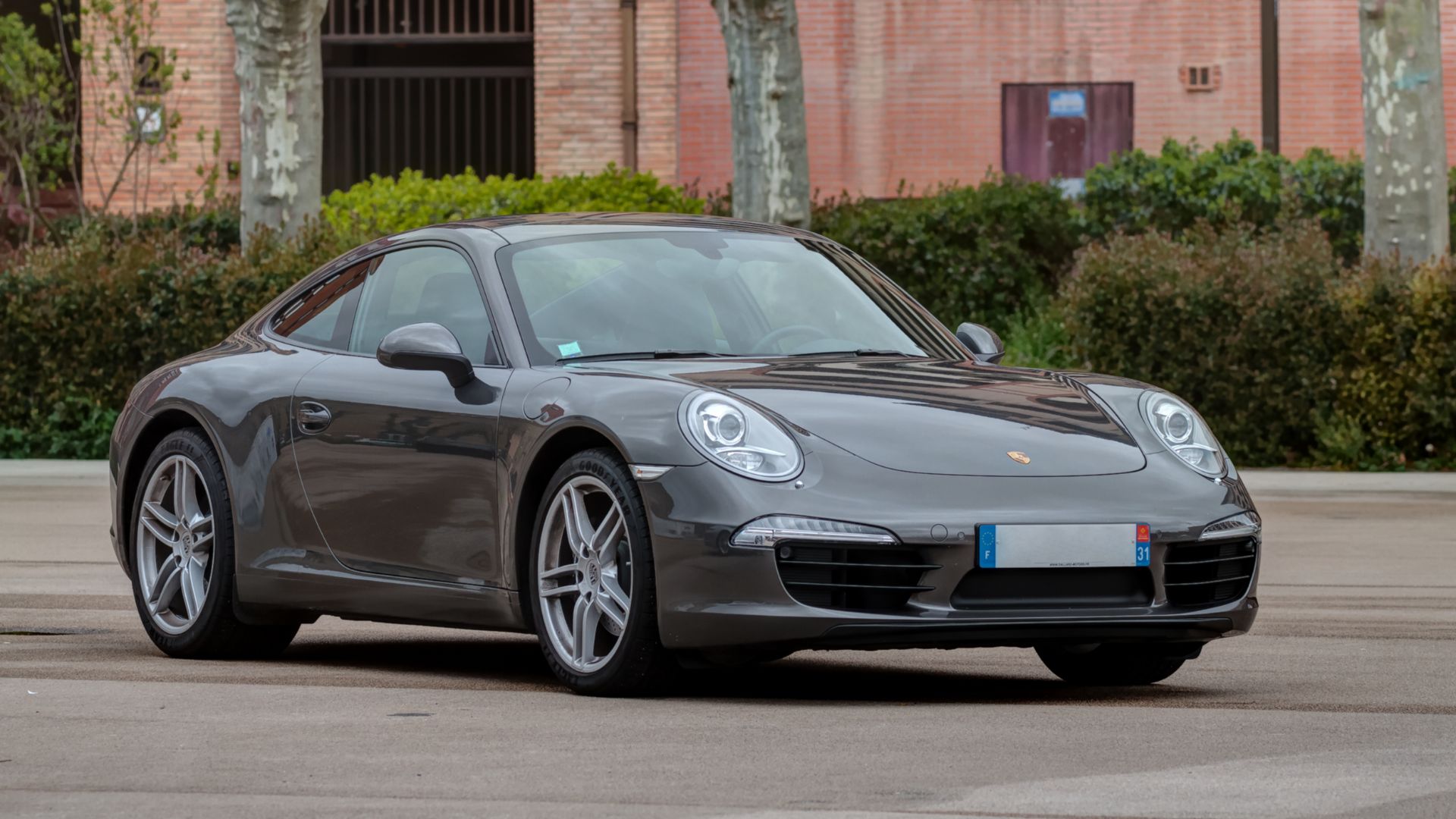 File:Toulousaine de l'automobile - 7425 - Porsche 911 Carrera (2011).jpg
