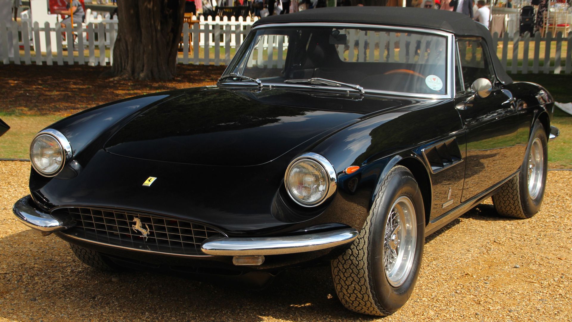 File:1968 Ferrari 330 GTS HCC22.jpg