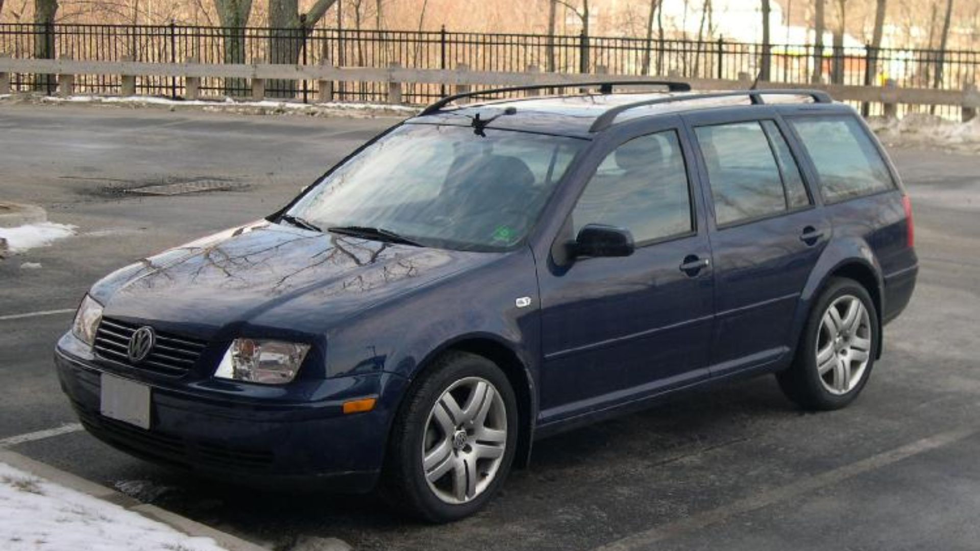 File:VW Jetta A4.jpg