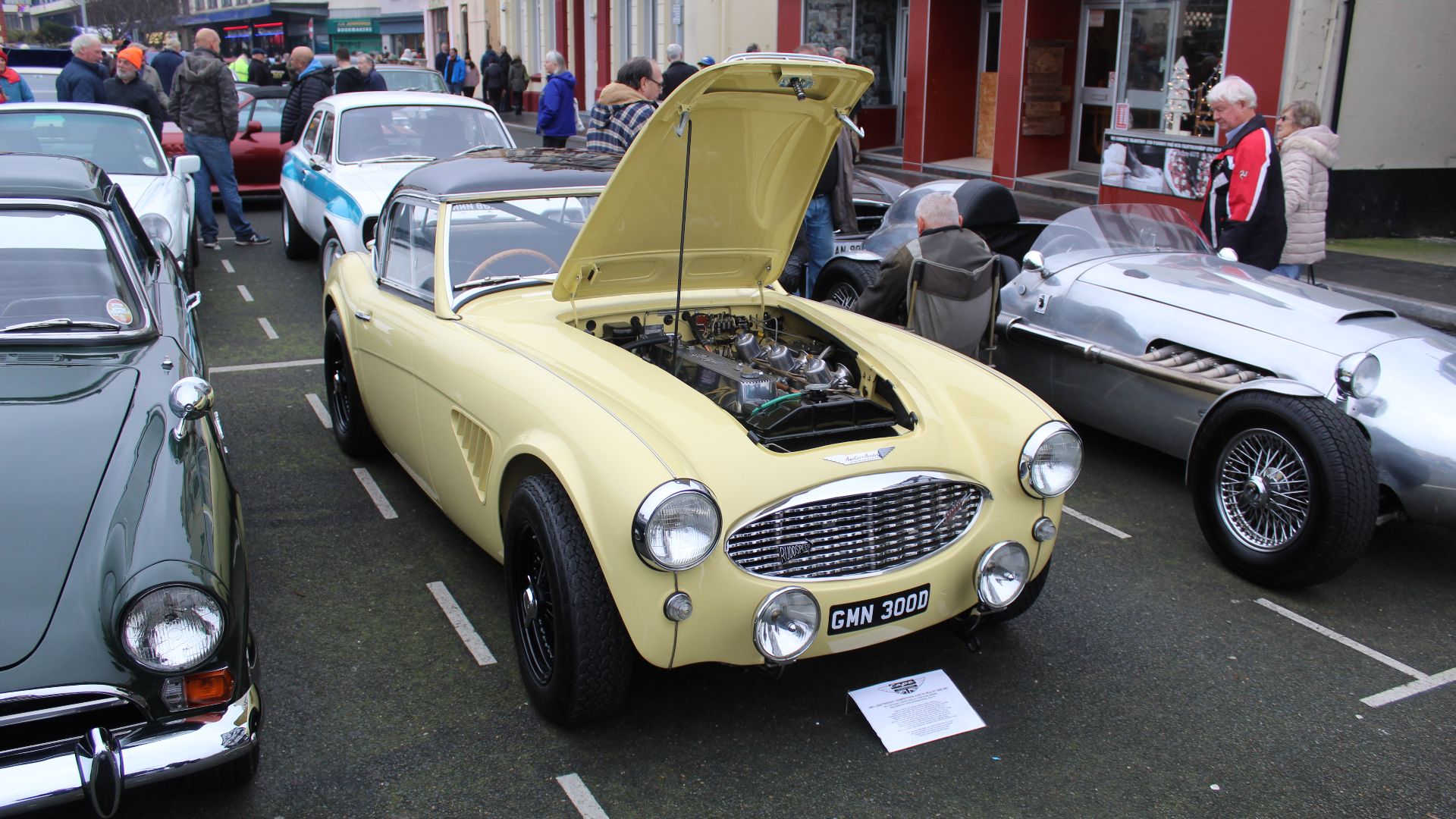 File:1961 Lightweight Competition Austin Healey 3000 MK1.jpg