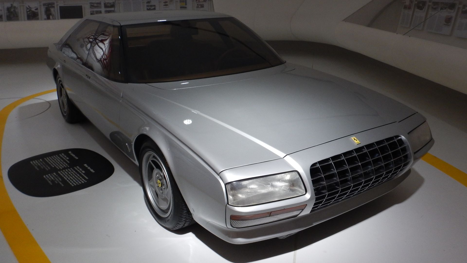File:Ferrari Pinin by Pininfarina 1980 MEF front.jpg