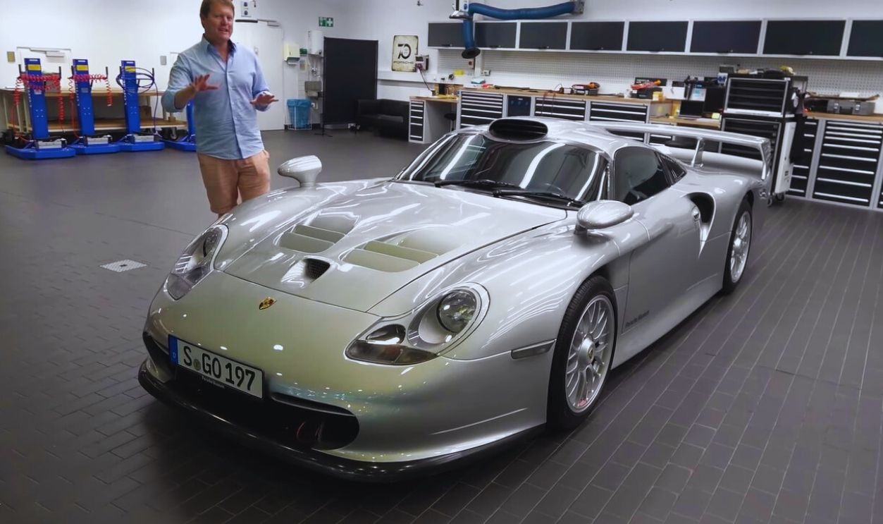 1998 Porsche 911 GT1 Strassenversion