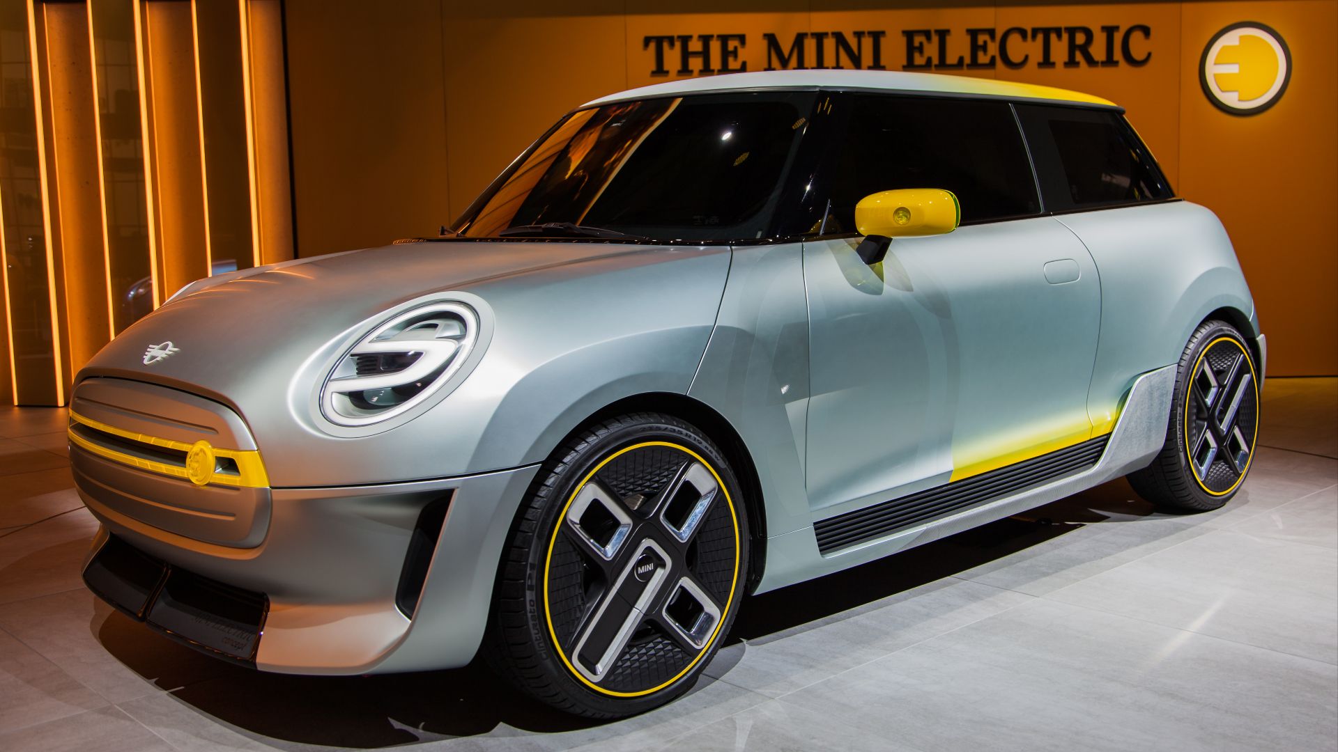 File:Mini Electric IMG 0860.jpg