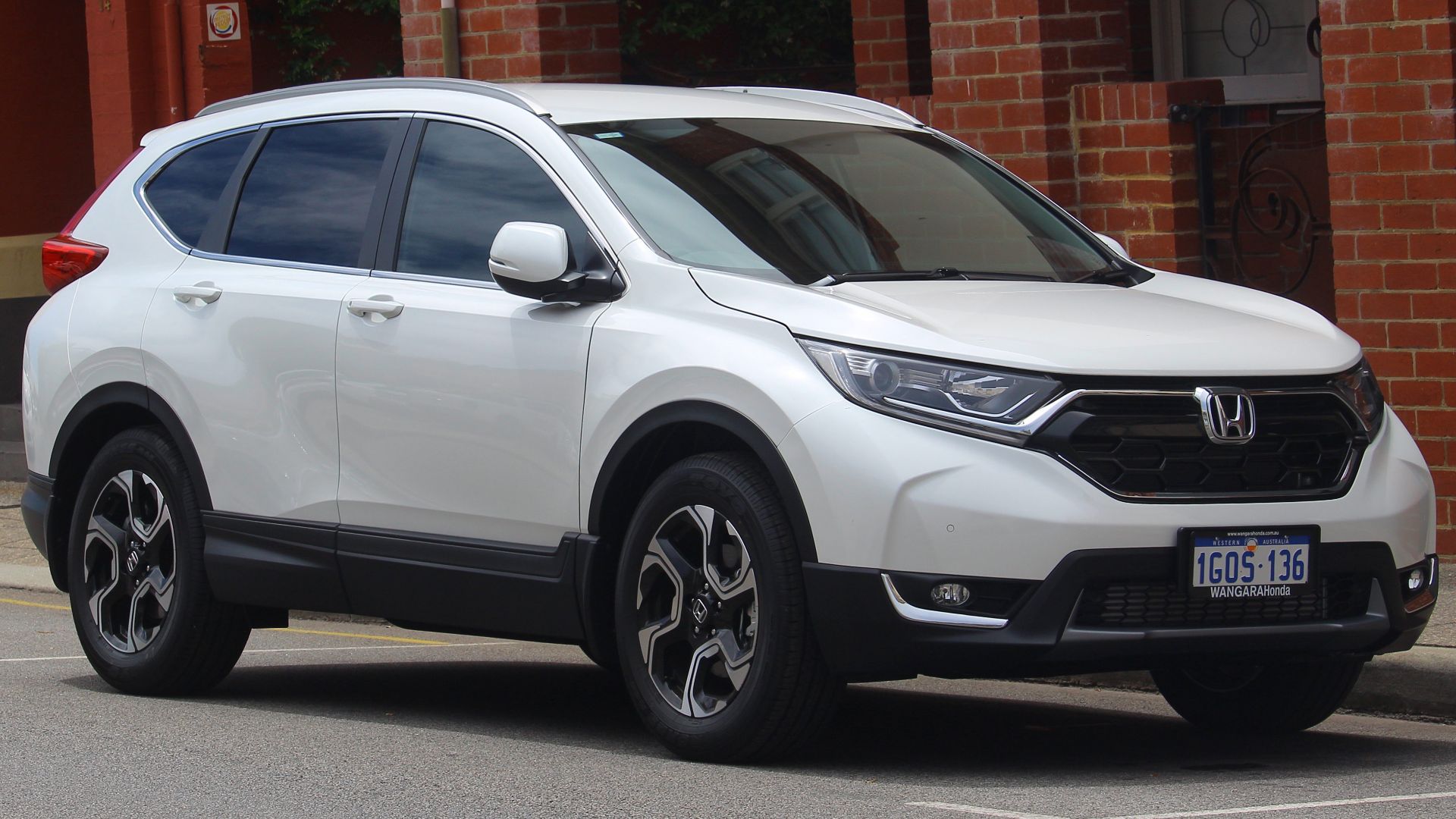 File:2018 Honda CR-V (RW MY18) +Sport 2WD wagon (2018-10-22) 01.jpg