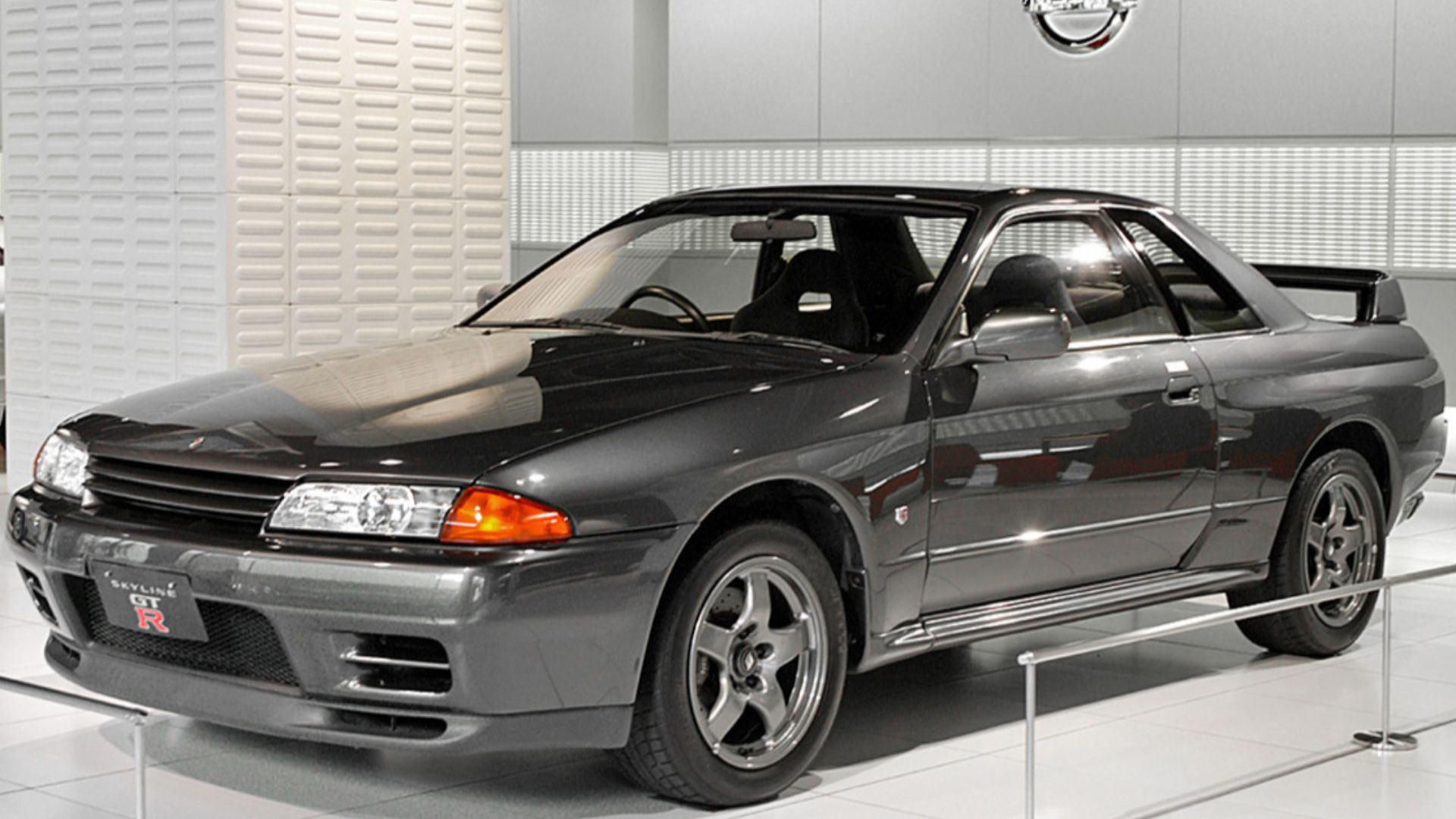 File:Nissan Skyline R32 GT-R 001.jpg