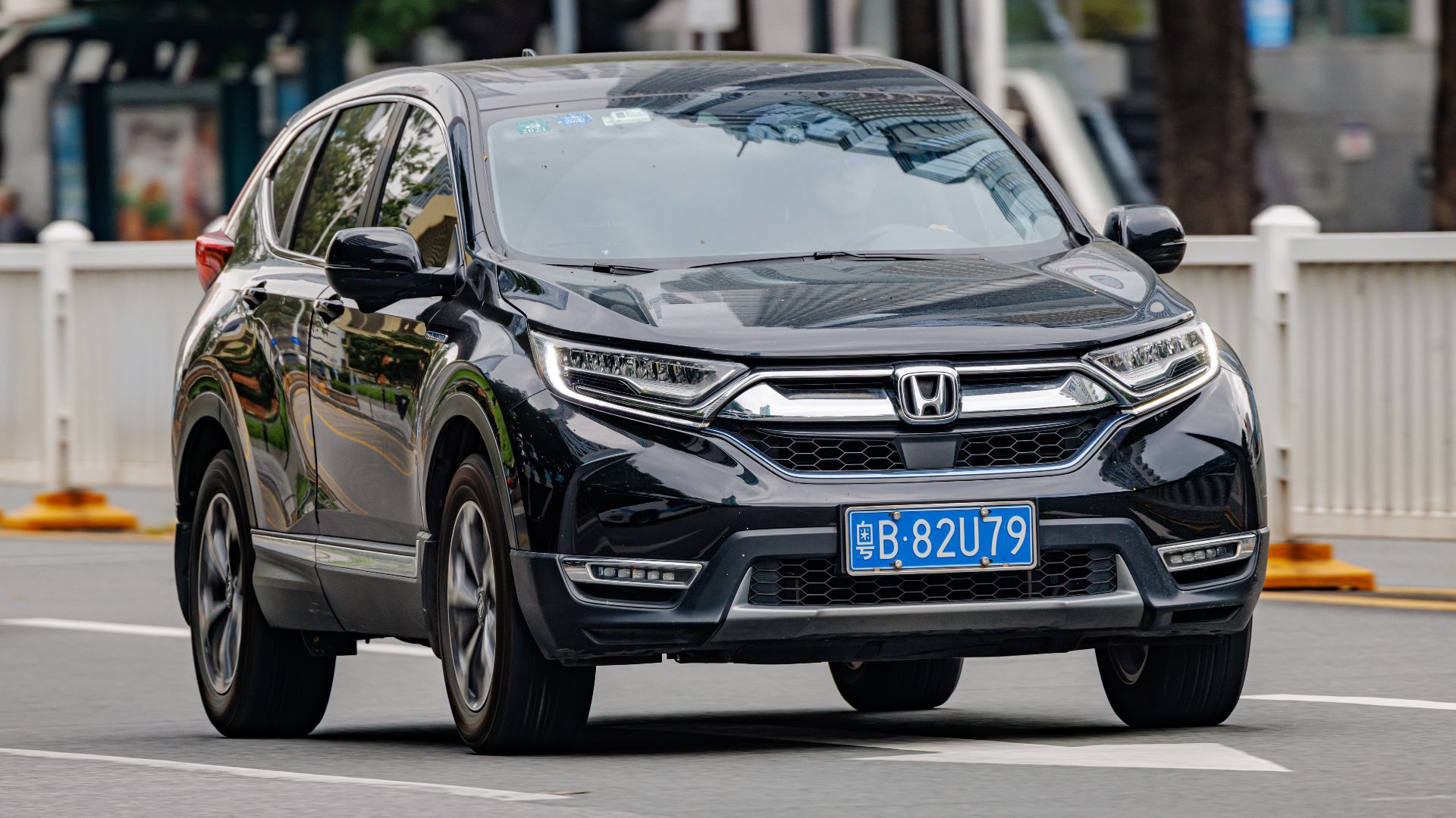 File:HONDA CR-V HYBRID FIFTH GENERATION China (2).jpg