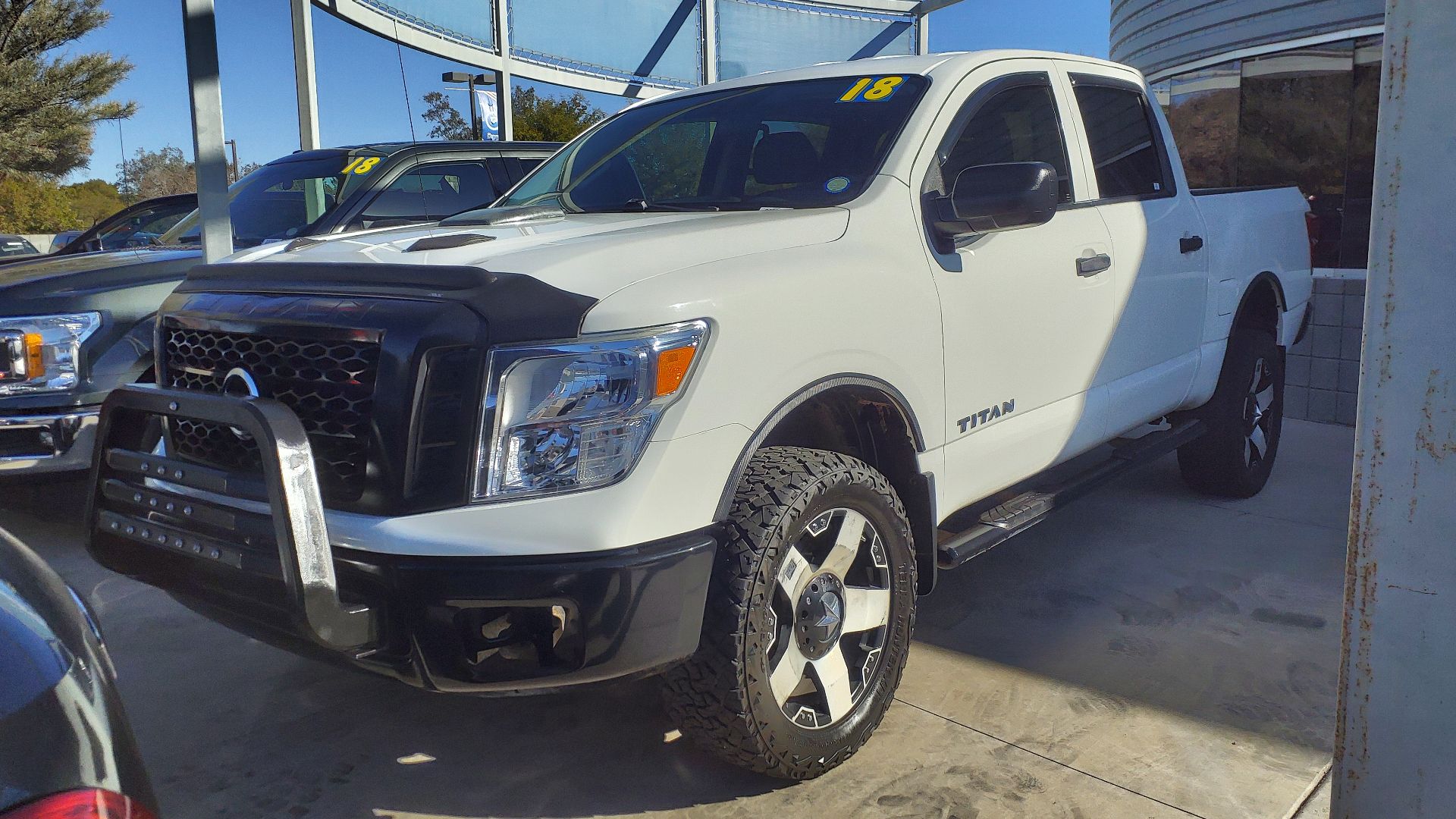 File:18 Nissan Titan S.jpg