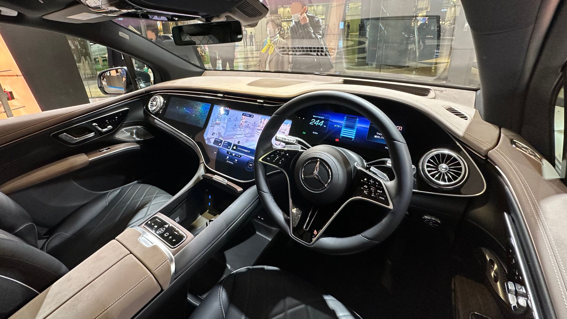 Car Interiors Designed Like a Spaceship & 10 That Feel Like a Cheap Motel