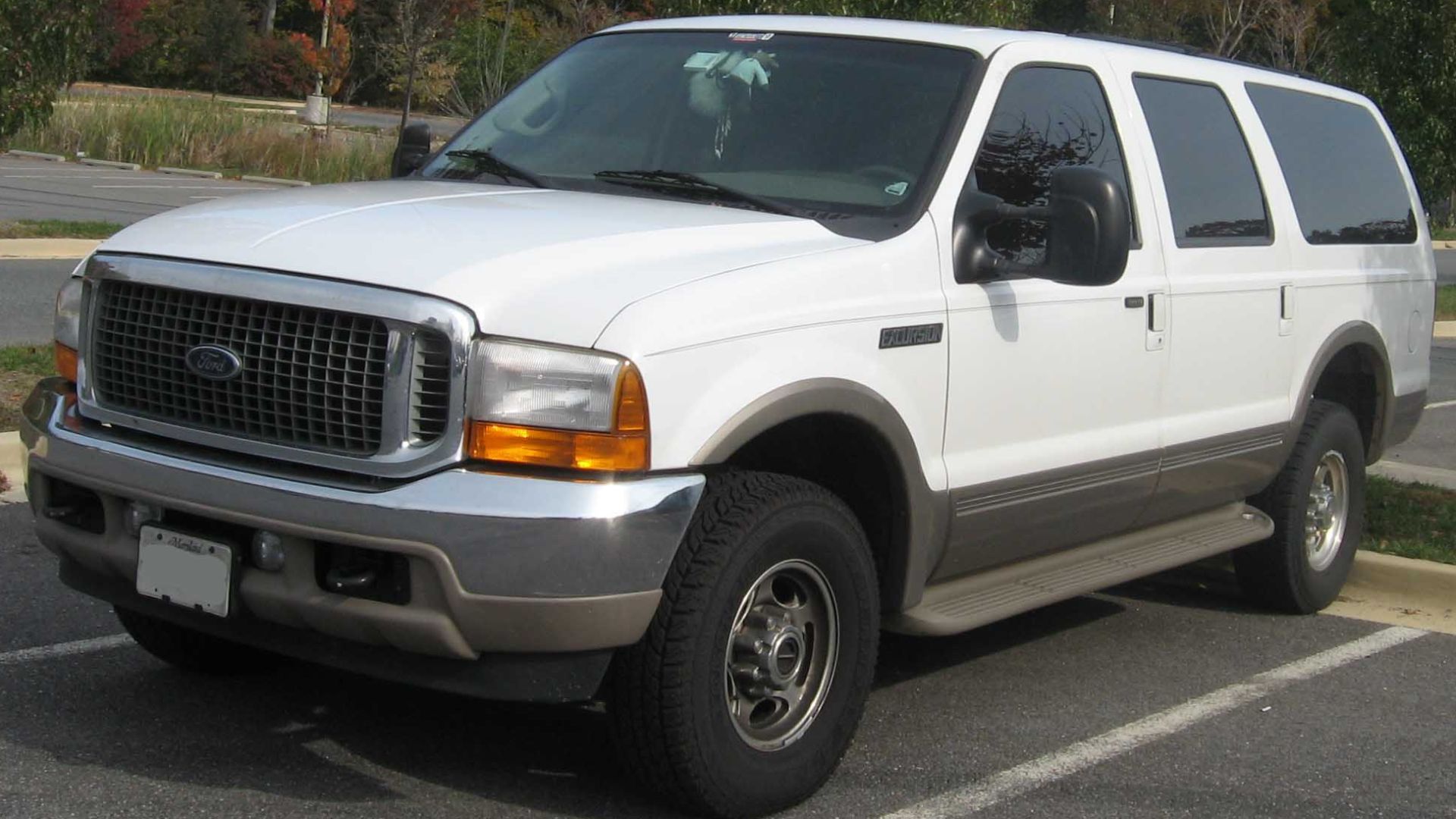 File:2000-04 Ford Excursion.jpg