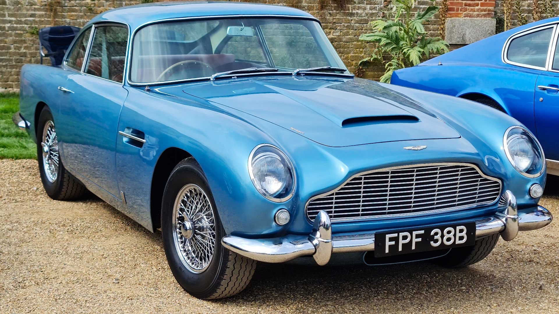 File:1964 Aston Martin DB5 Blue.jpg
