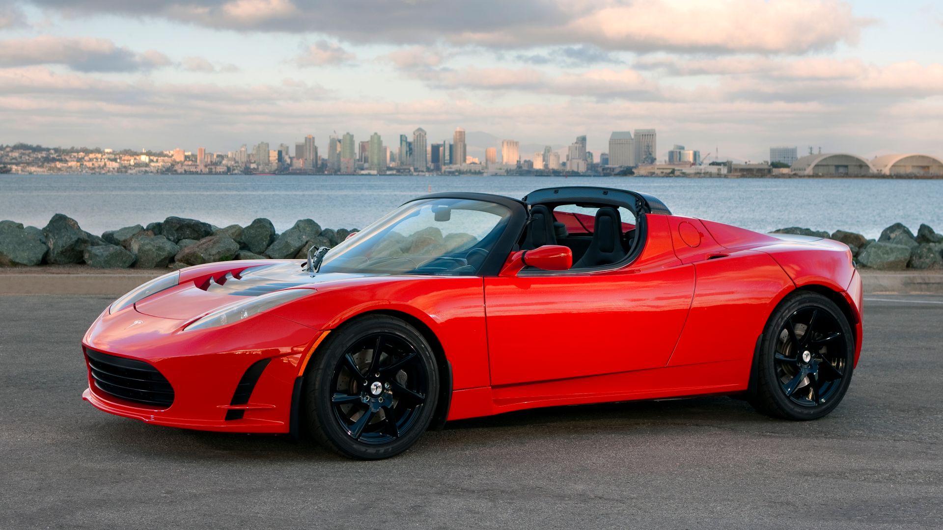 File:Roadster San Diego.jpg
