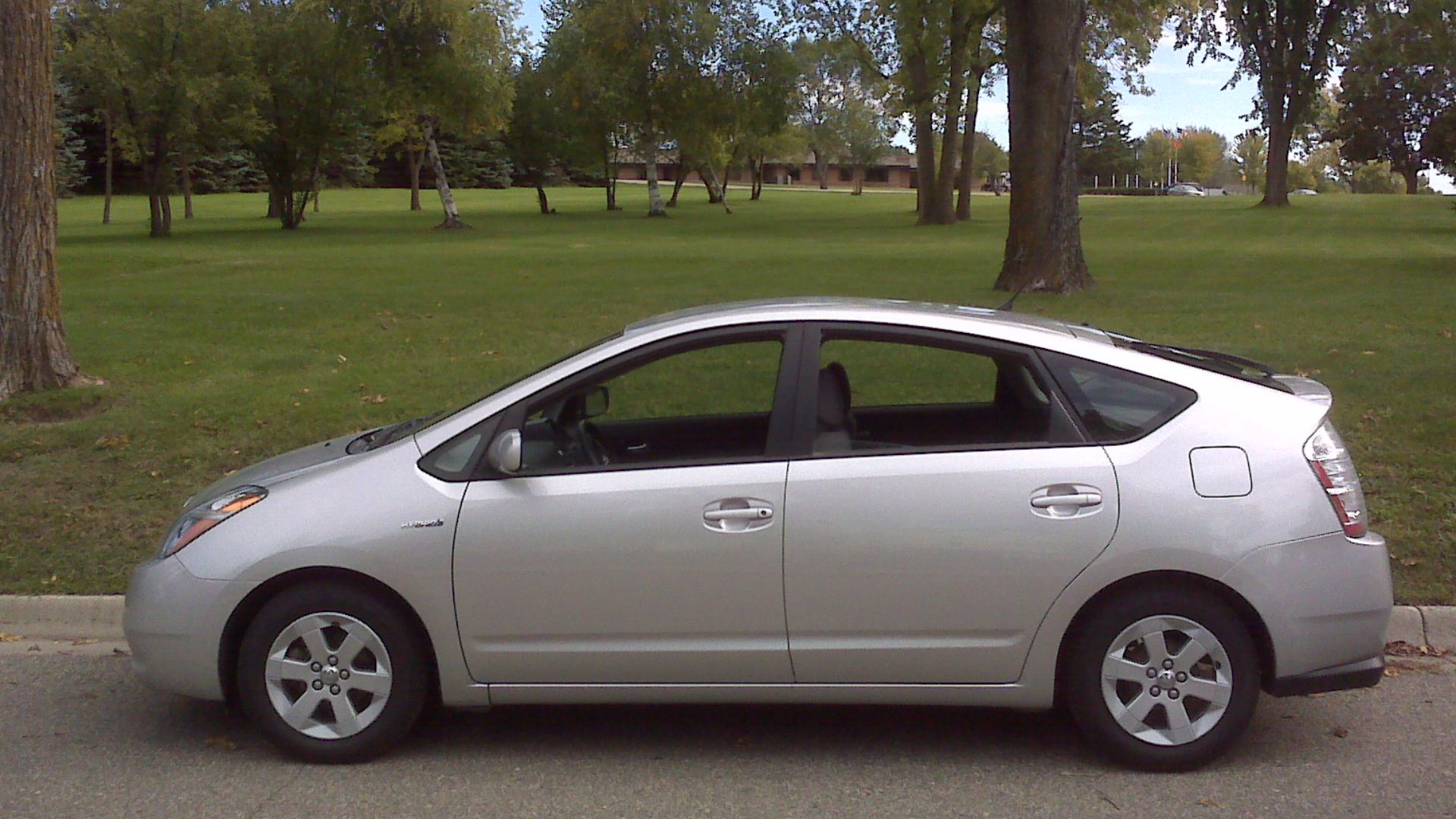 File:2006 Toyota Prius.jpg