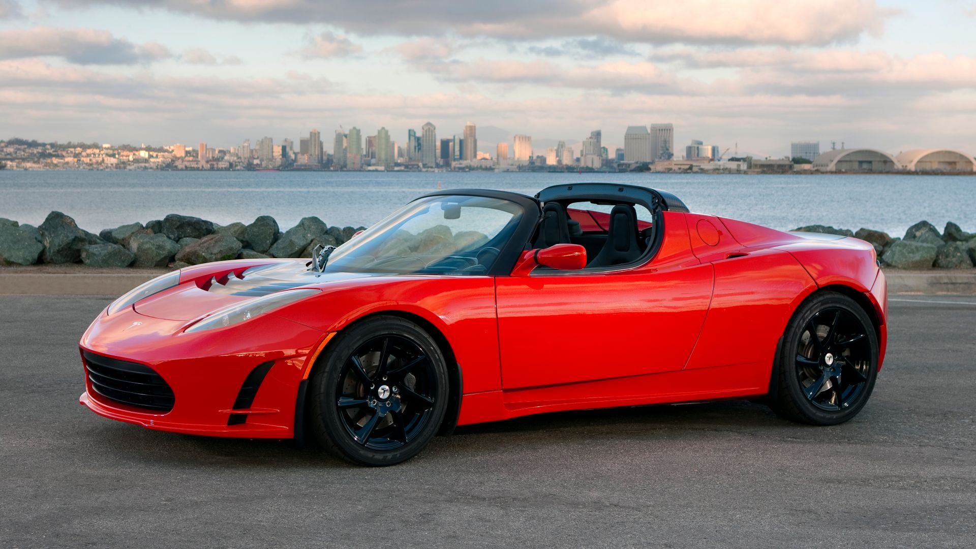 File:Roadster San Diego.jpg
