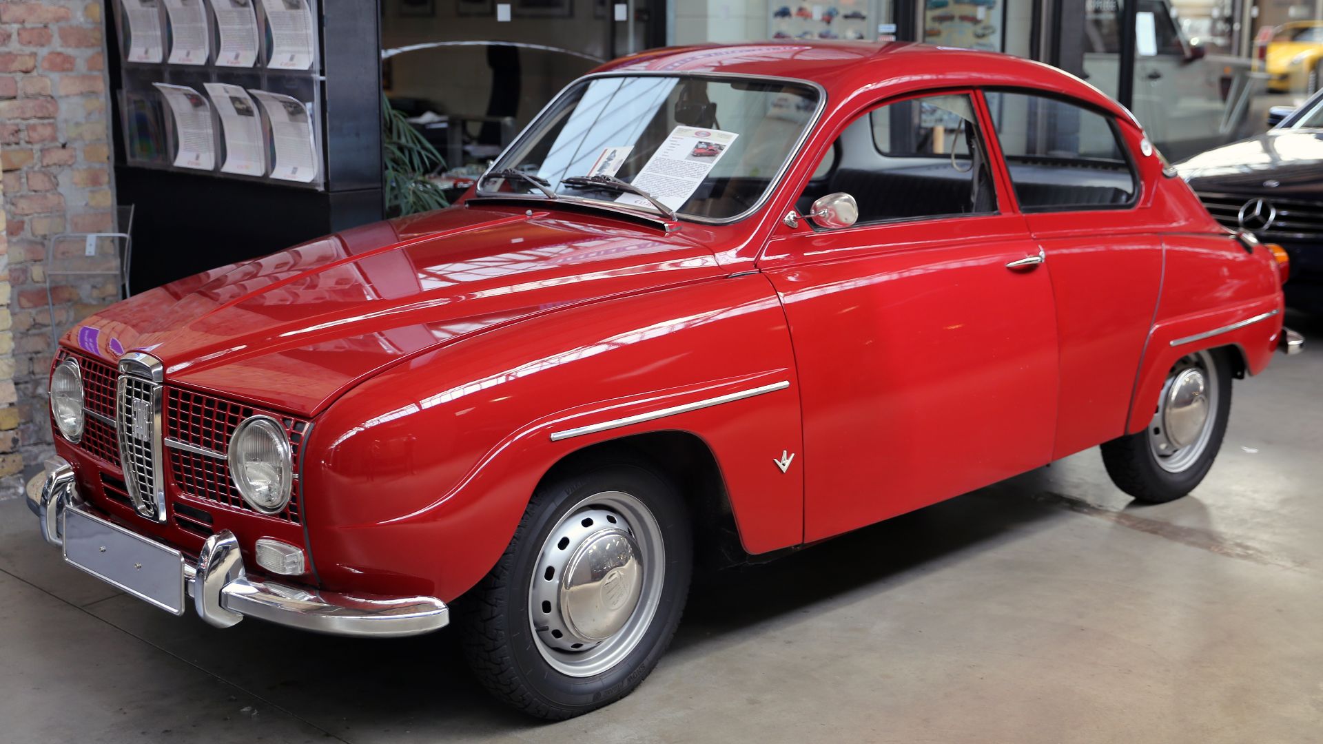 File:1967 Saab 96 V4 at Classic Remise, front left.jpg