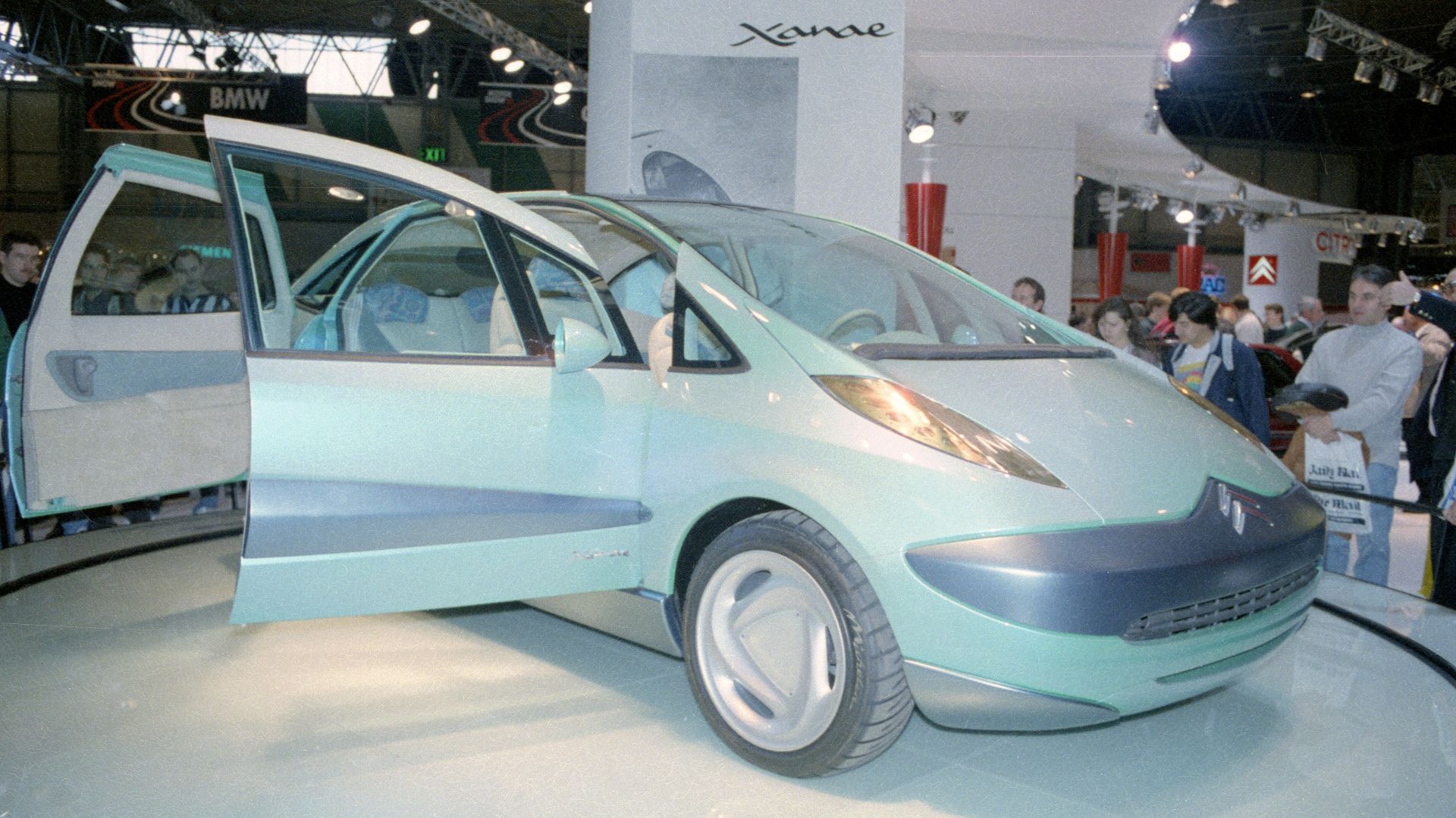 File:Citroen Xanae concept - Flickr - cosmic spanner.jpg