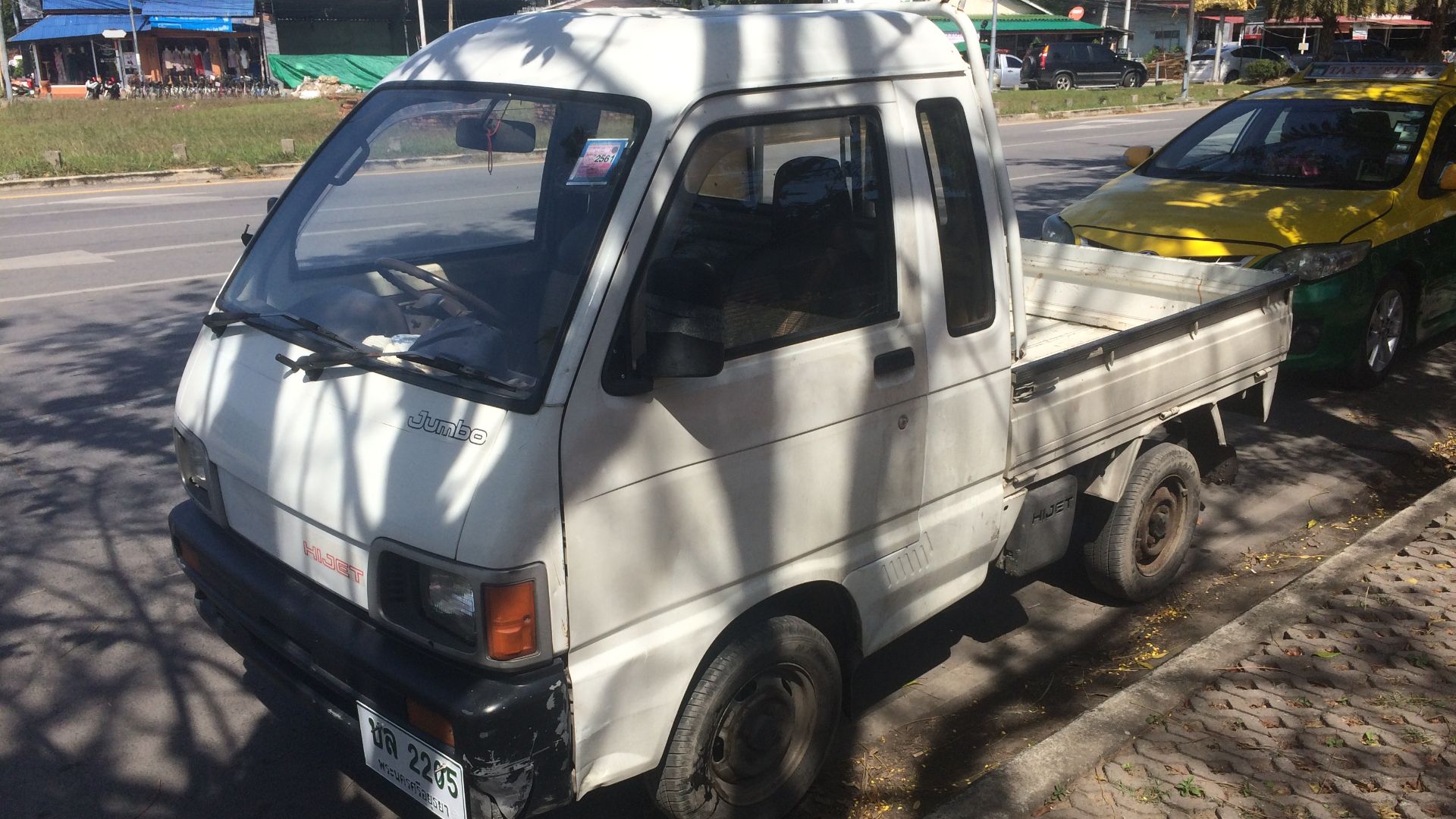 File:Daihatsu Hijet Jumbo Cab 01.jpg