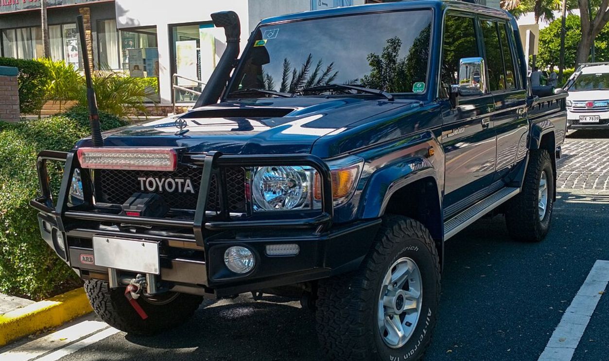 Toyota Land Cruiser Pickup (Global)