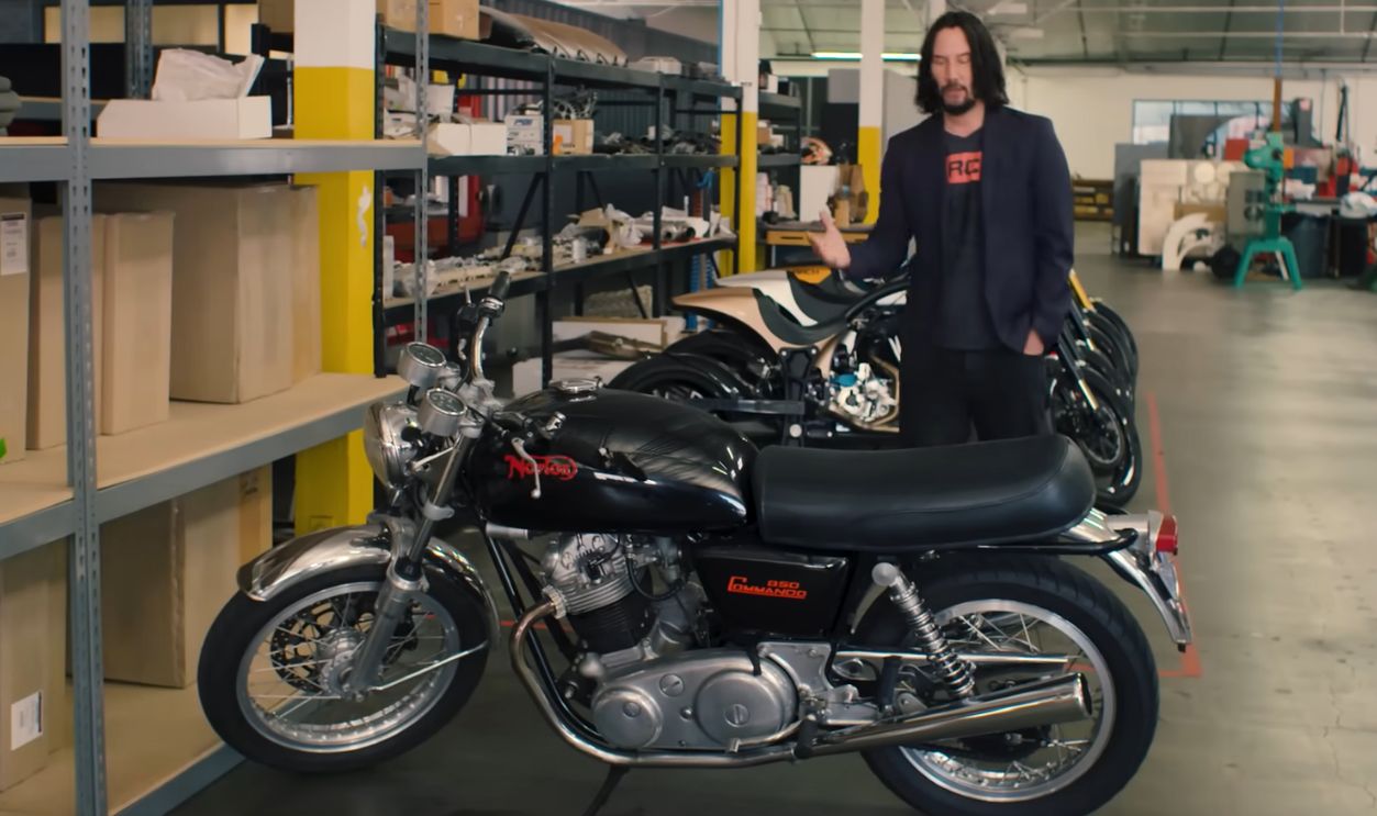 Norton Commando 850 MK II Roadster