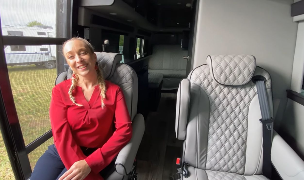 American Coach Patriot