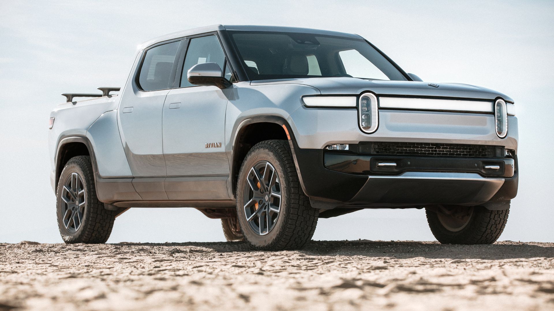 File:Rivian-r1t-2021.jpg