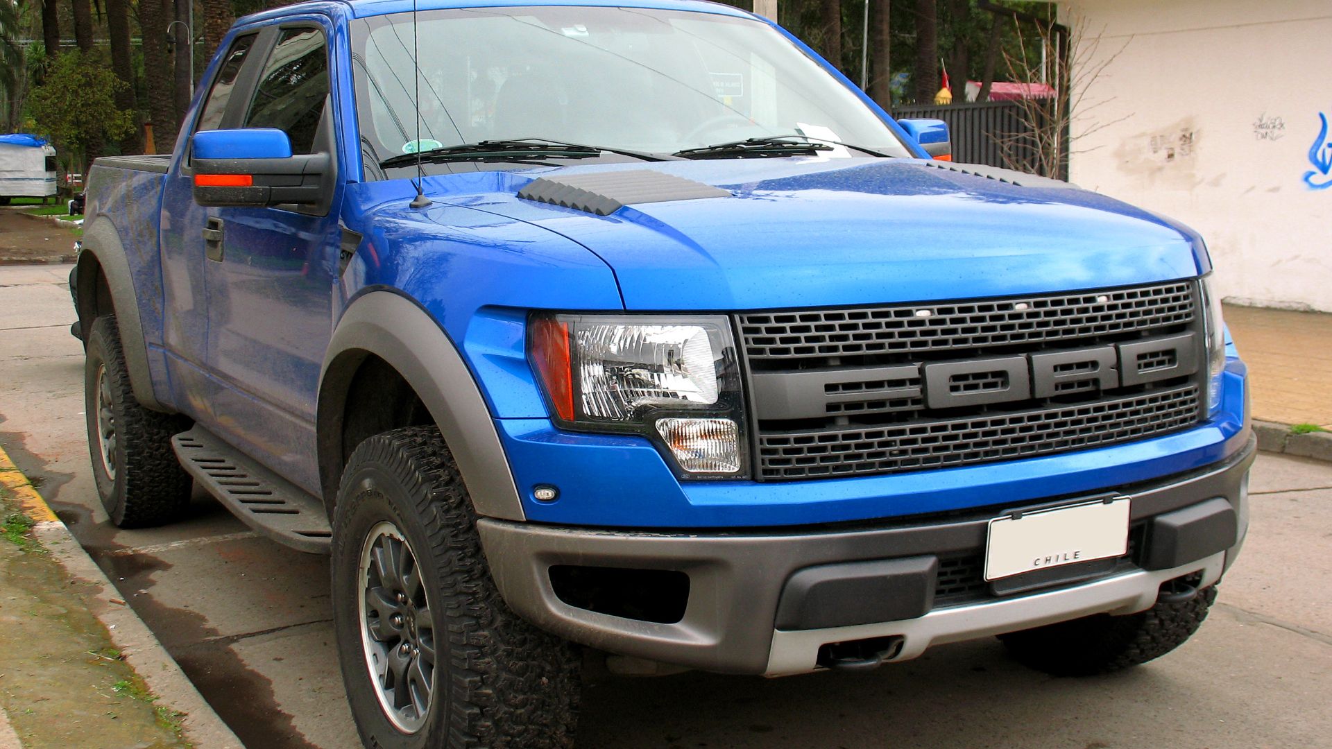 File:Ford F-150 SVT Raptor 2011 (15245966030).jpg