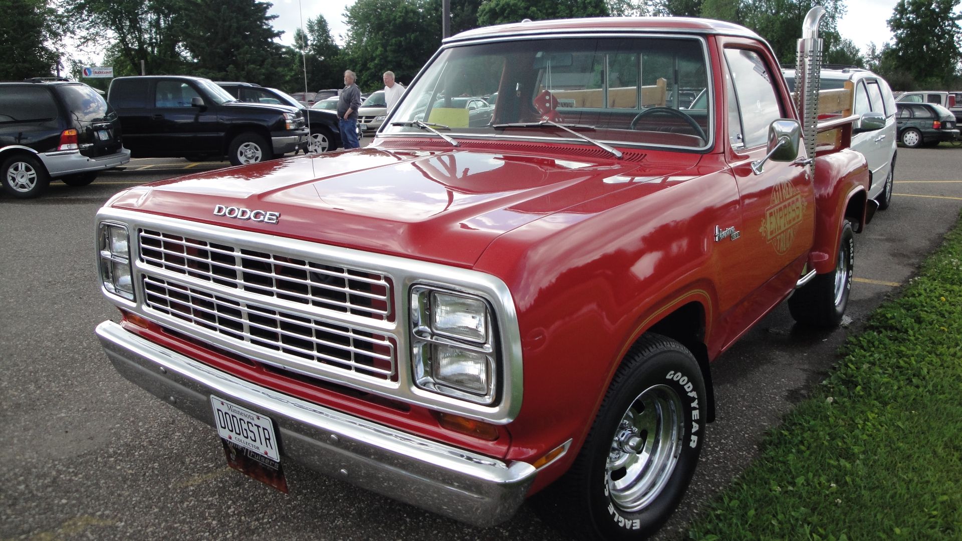File:79 Dodge Lil Red Express Truck (7305148030).jpg
