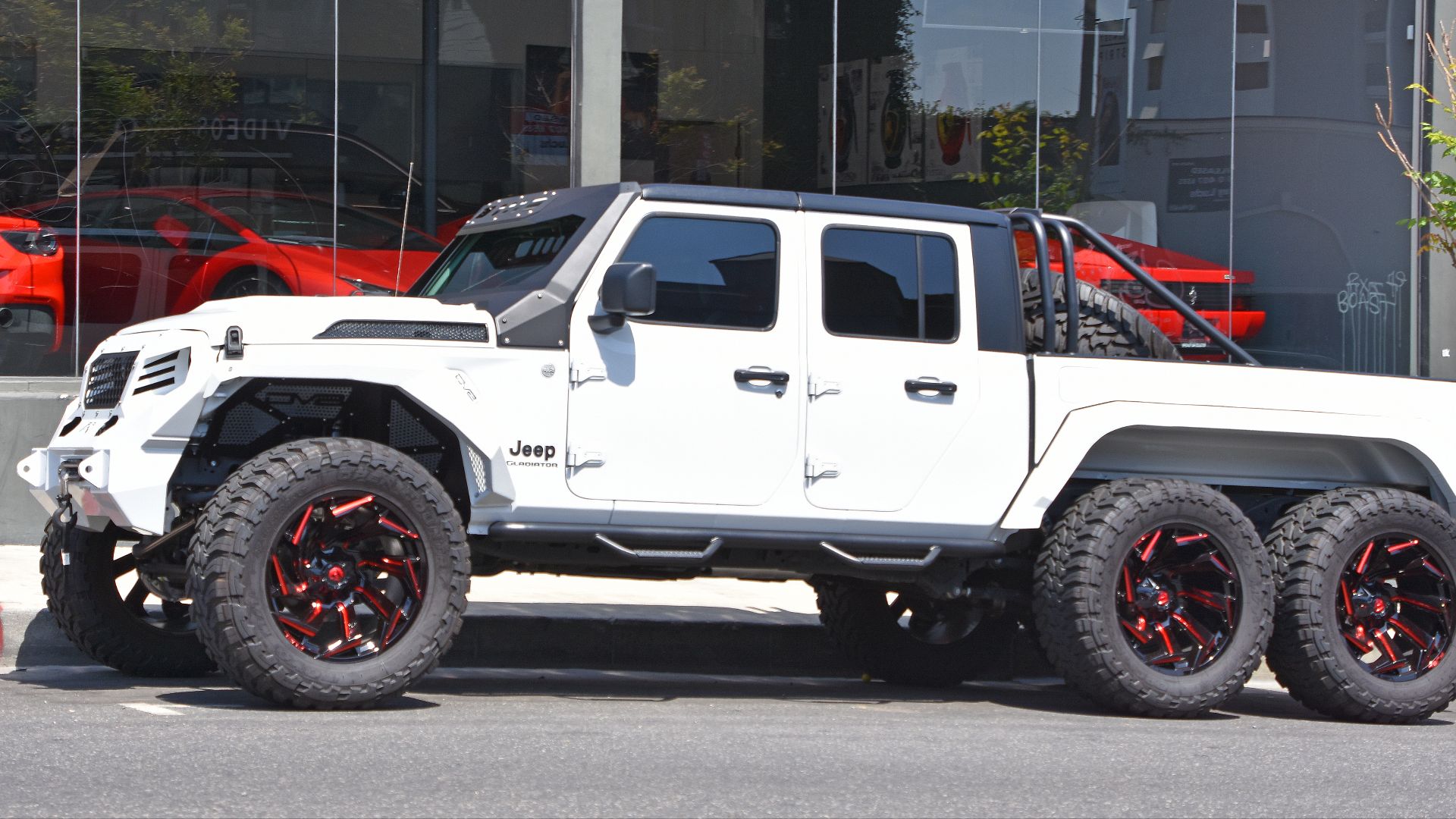 File:6X6 Jeep (52031930122).jpg