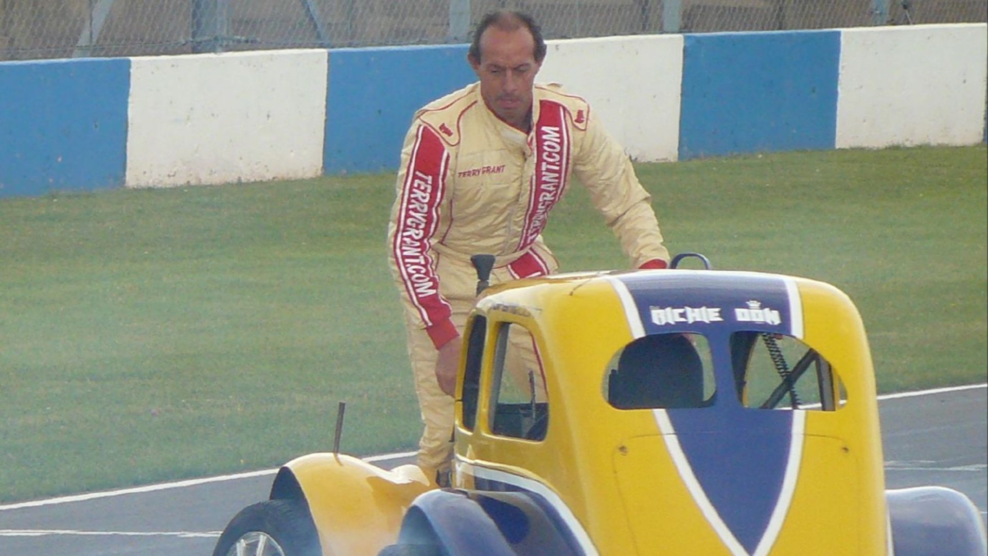 File:Stunt Terry Grant-2.jpg