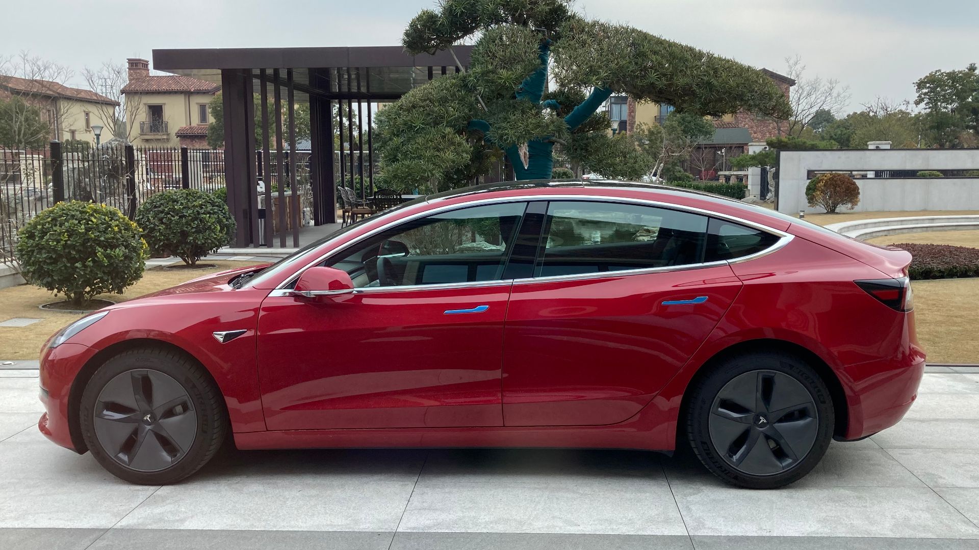 File:Tesla Model Y.jpg