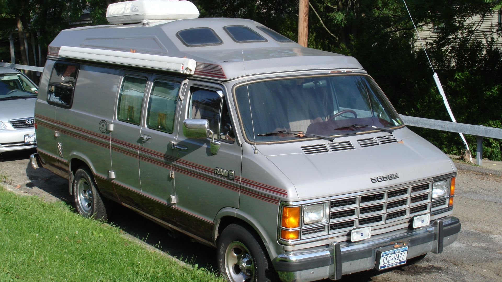 File:Recreational Vehicle.JPG