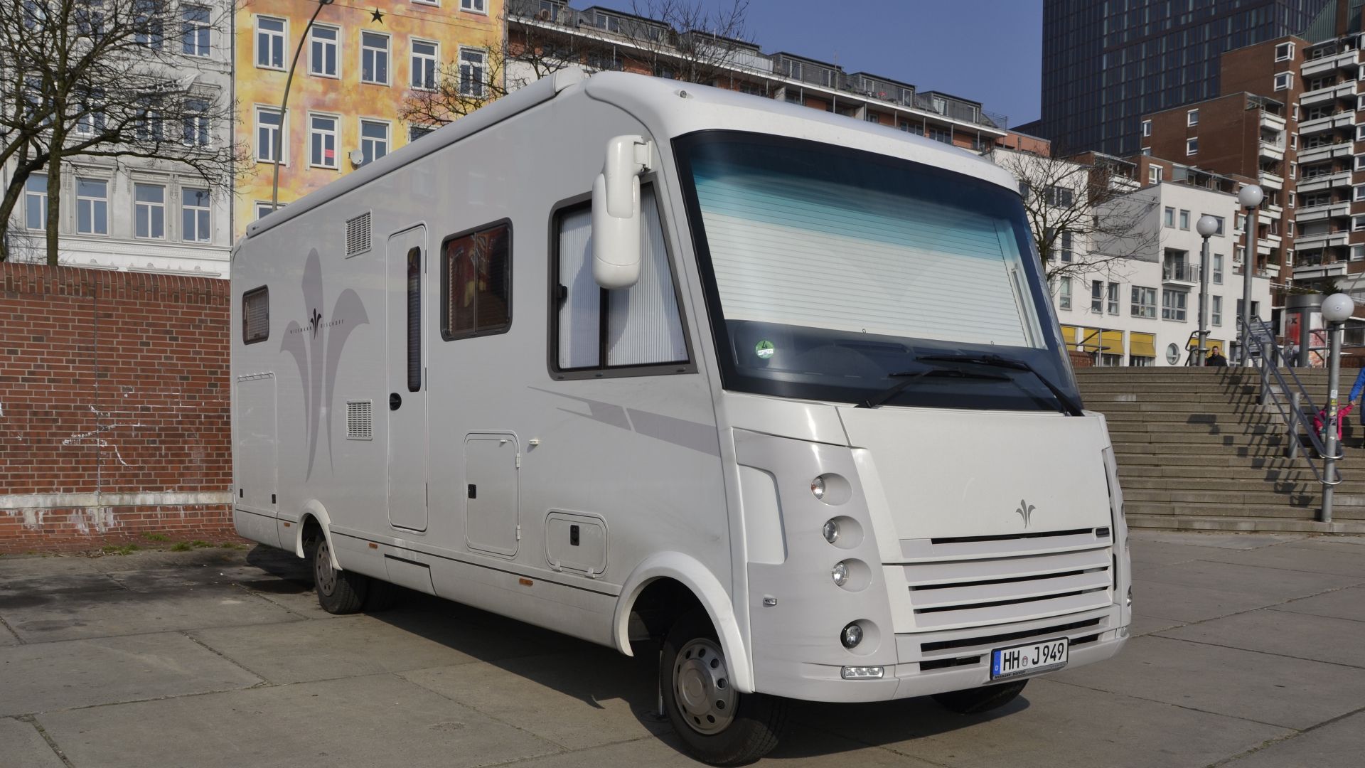 File:Recreational vehicle in Hamburg in 2014.jpg