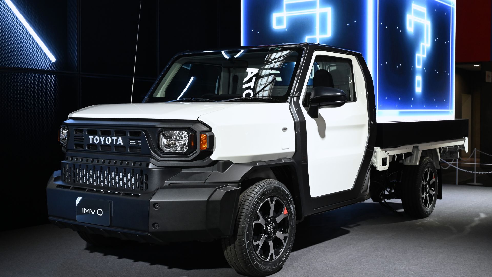 File:Toyota IMV 0.jpg