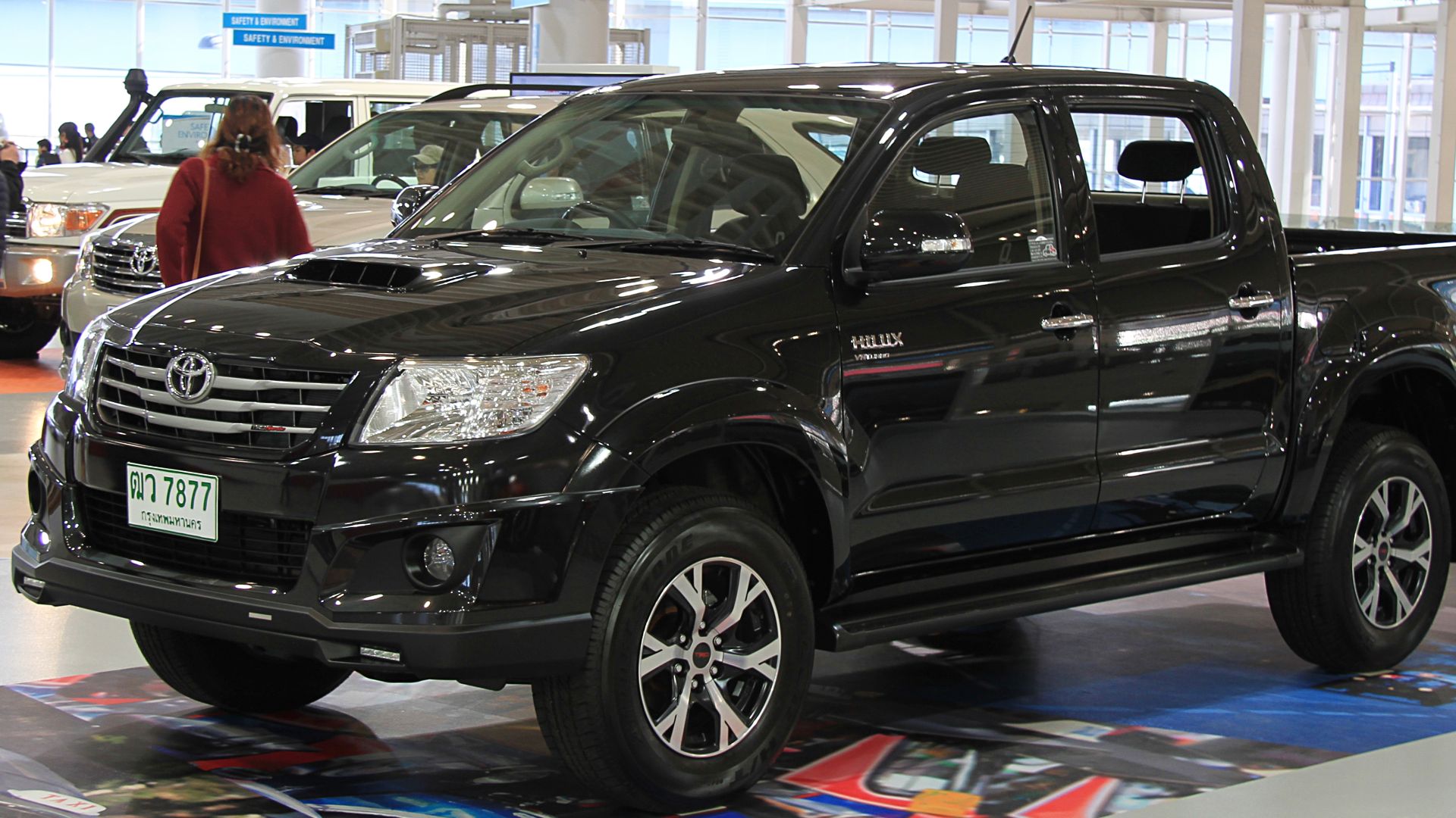 File:Toyota Hilux Vigo Champ TRD.jpg