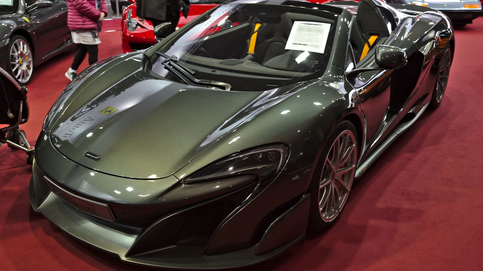 File:McLaren 675LT One of 500 1X7A7885.jpg