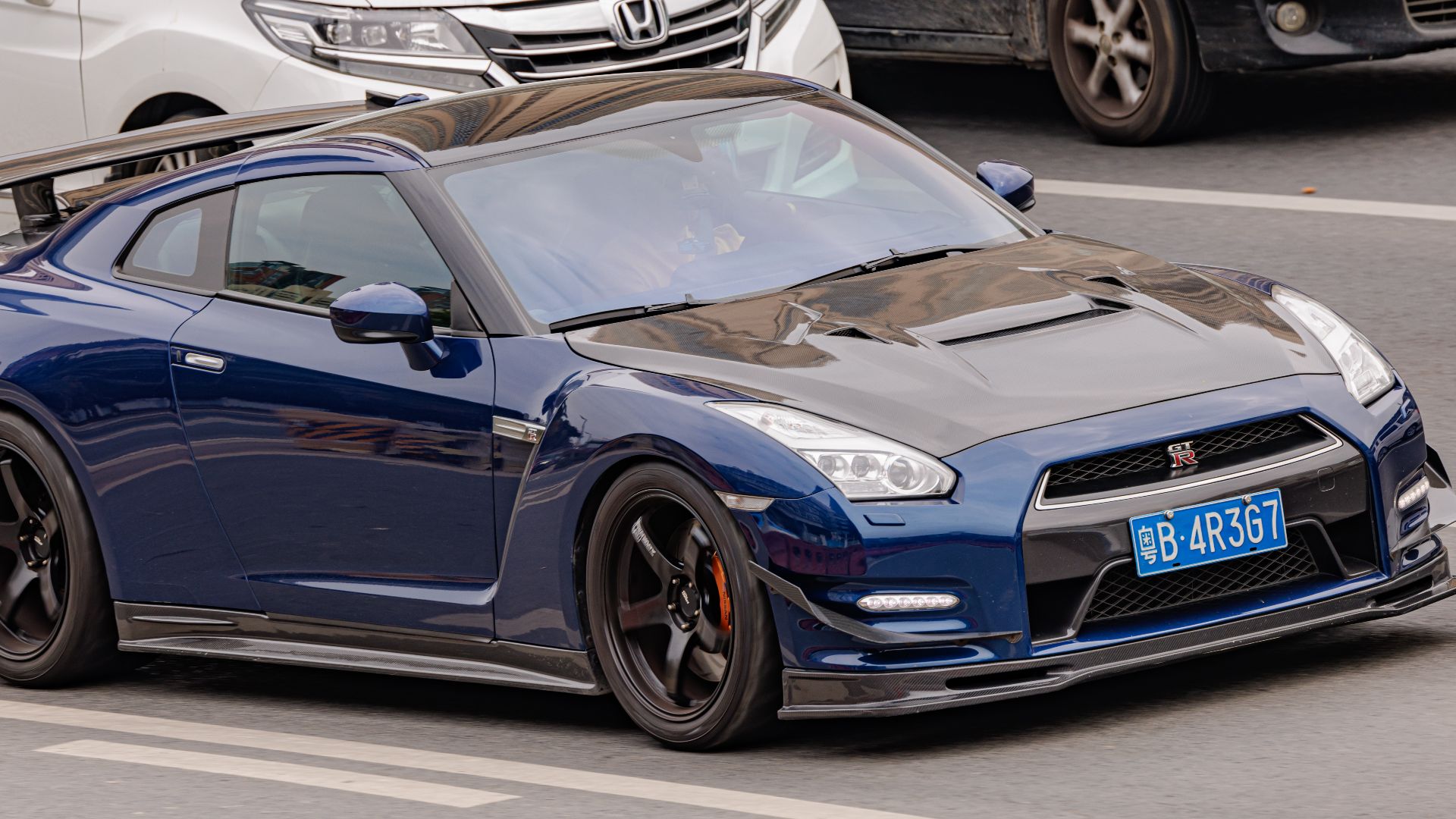File:NISSAN GT-R (R35) China.jpg