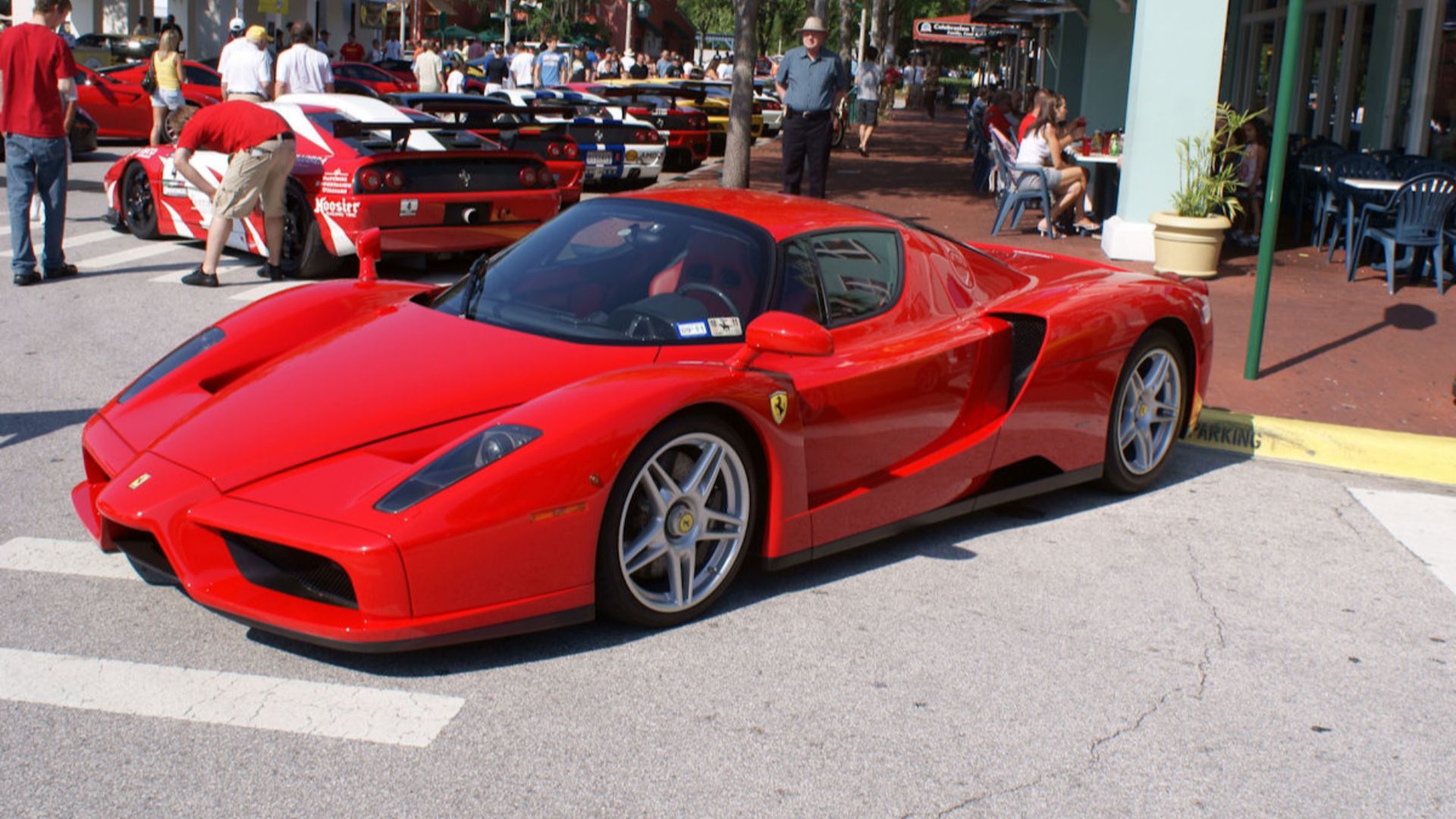 File:Ferrari Enzo 2002 LSideFront CECF 9April2011 (14414287808).jpg