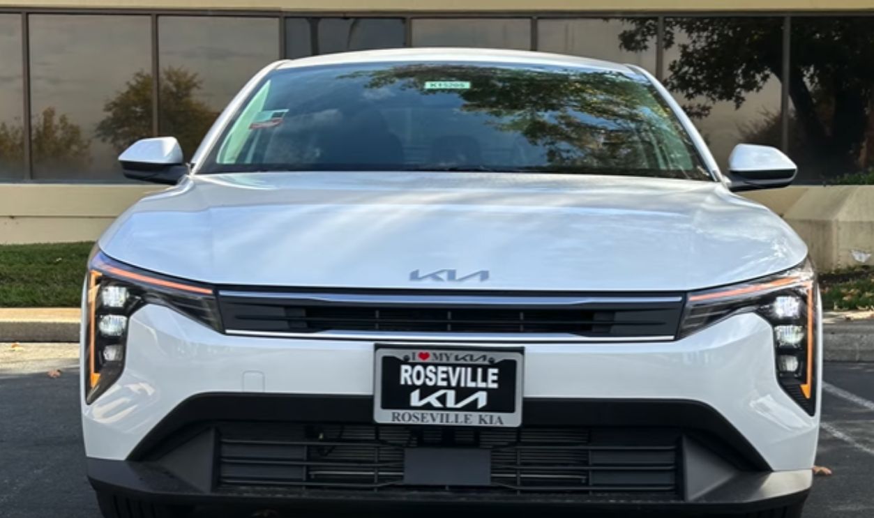 2025 Kia K4 LX ($21,990)