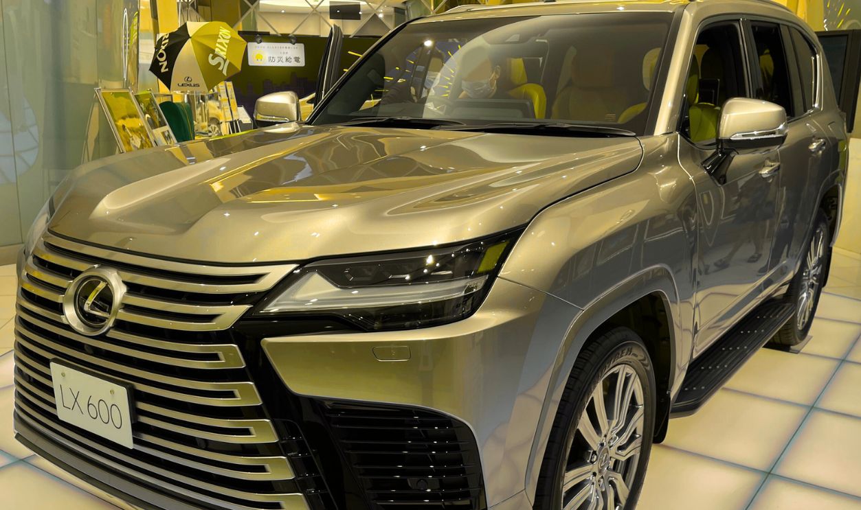 2026 Lexus LX 600 