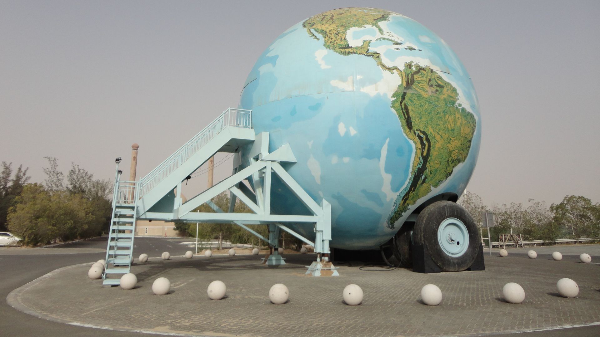 File:Emirates National Auto Museum.jpg